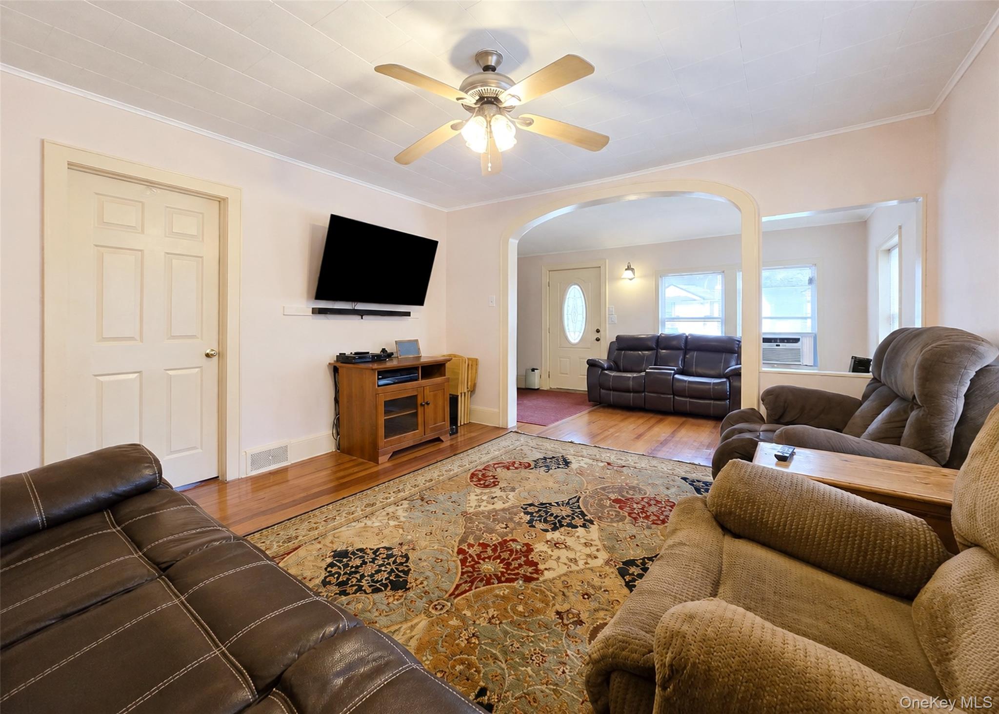 170 Woodycrest Drive Property Photo 7