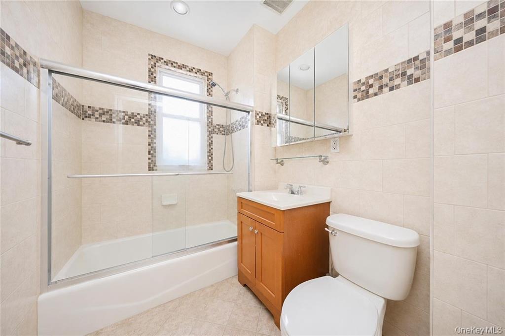 1024 68th Street Property Photo 10