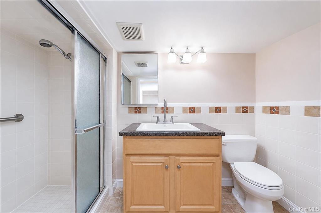 1024 68th Street Property Photo 12