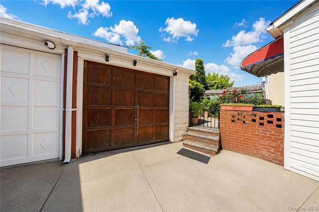 1024 68th Street Property Photo 19