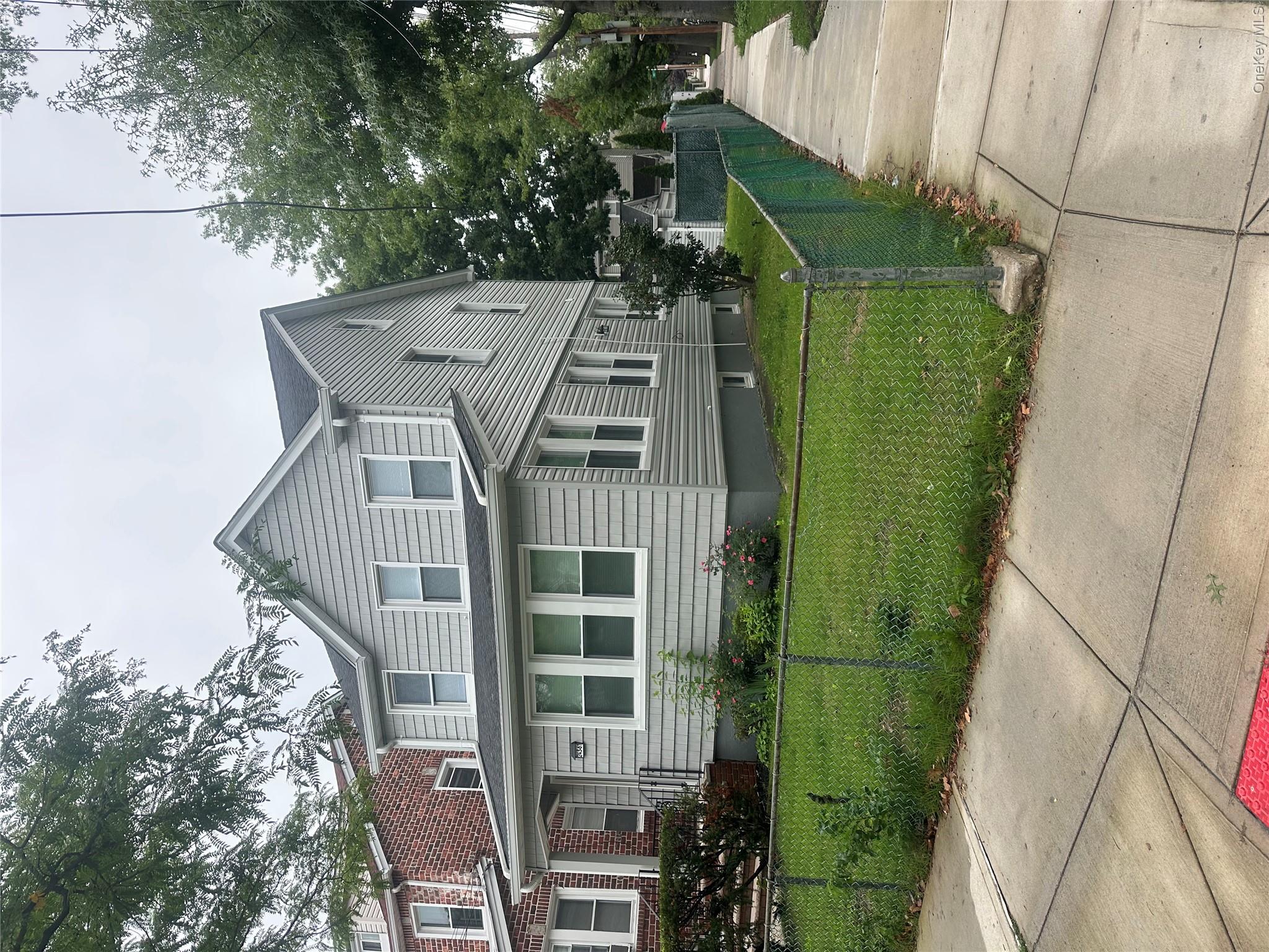 243-61 Mayda Road Property Photo 2