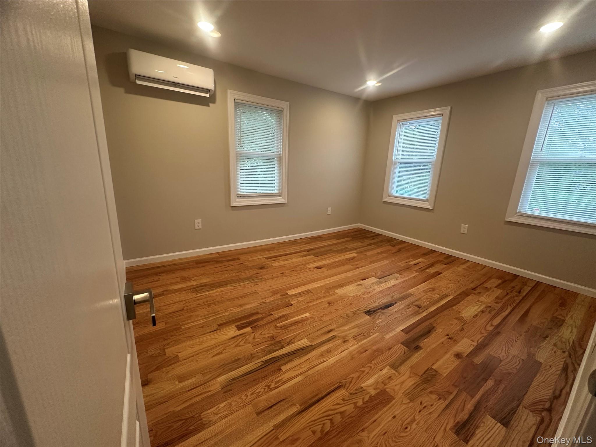 243-61 Mayda Road Property Photo 8
