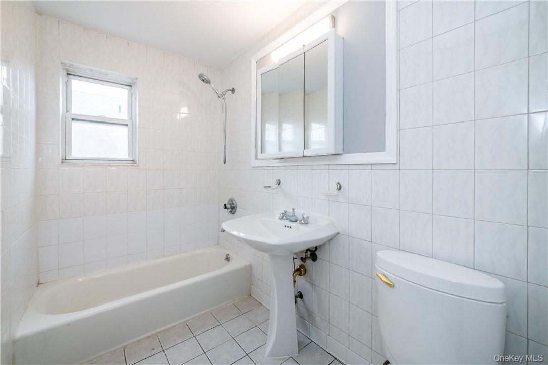 2545 Hollers Avenue Property Photo 18