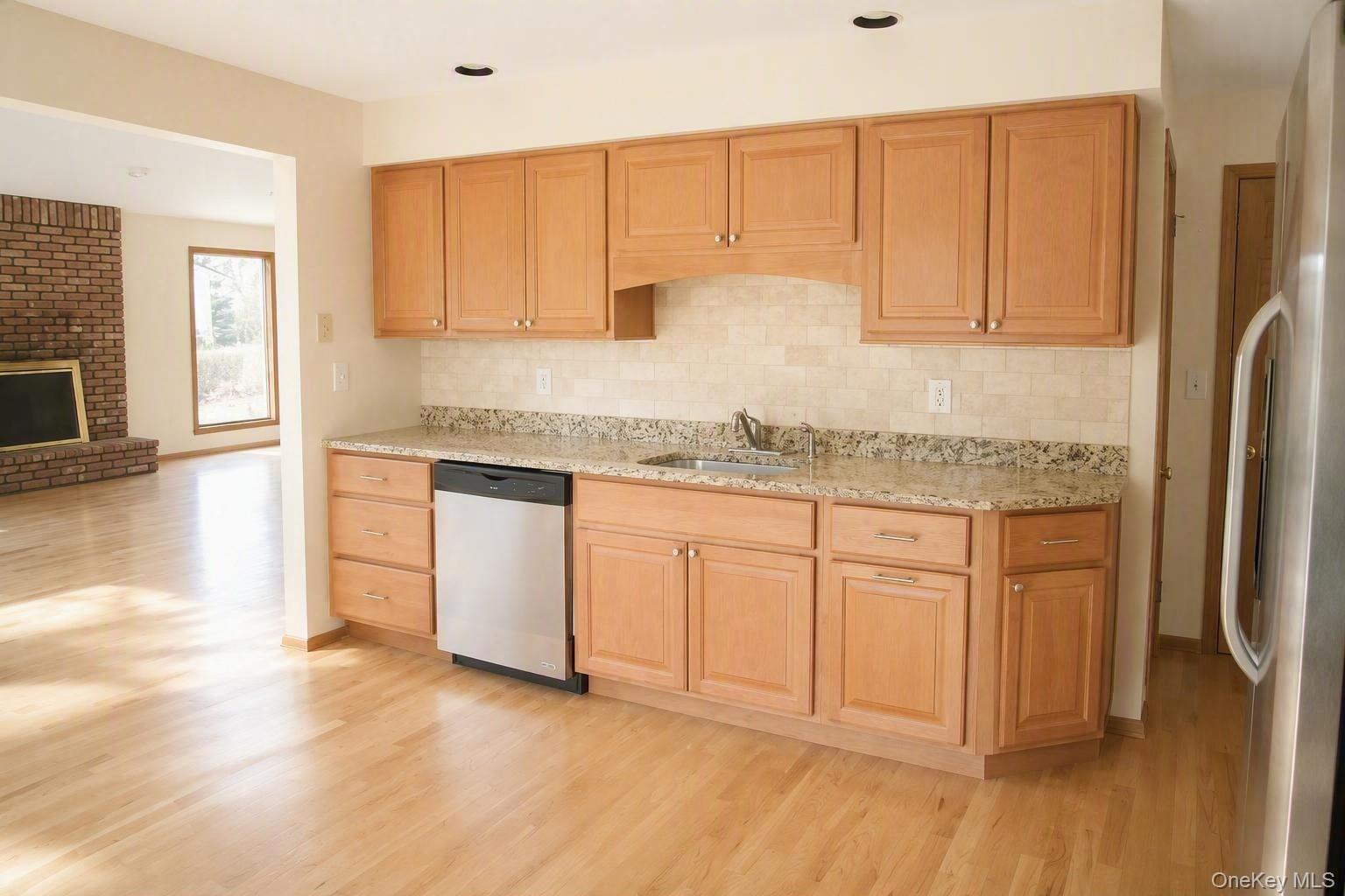 8 Friend Court Property Photo 8