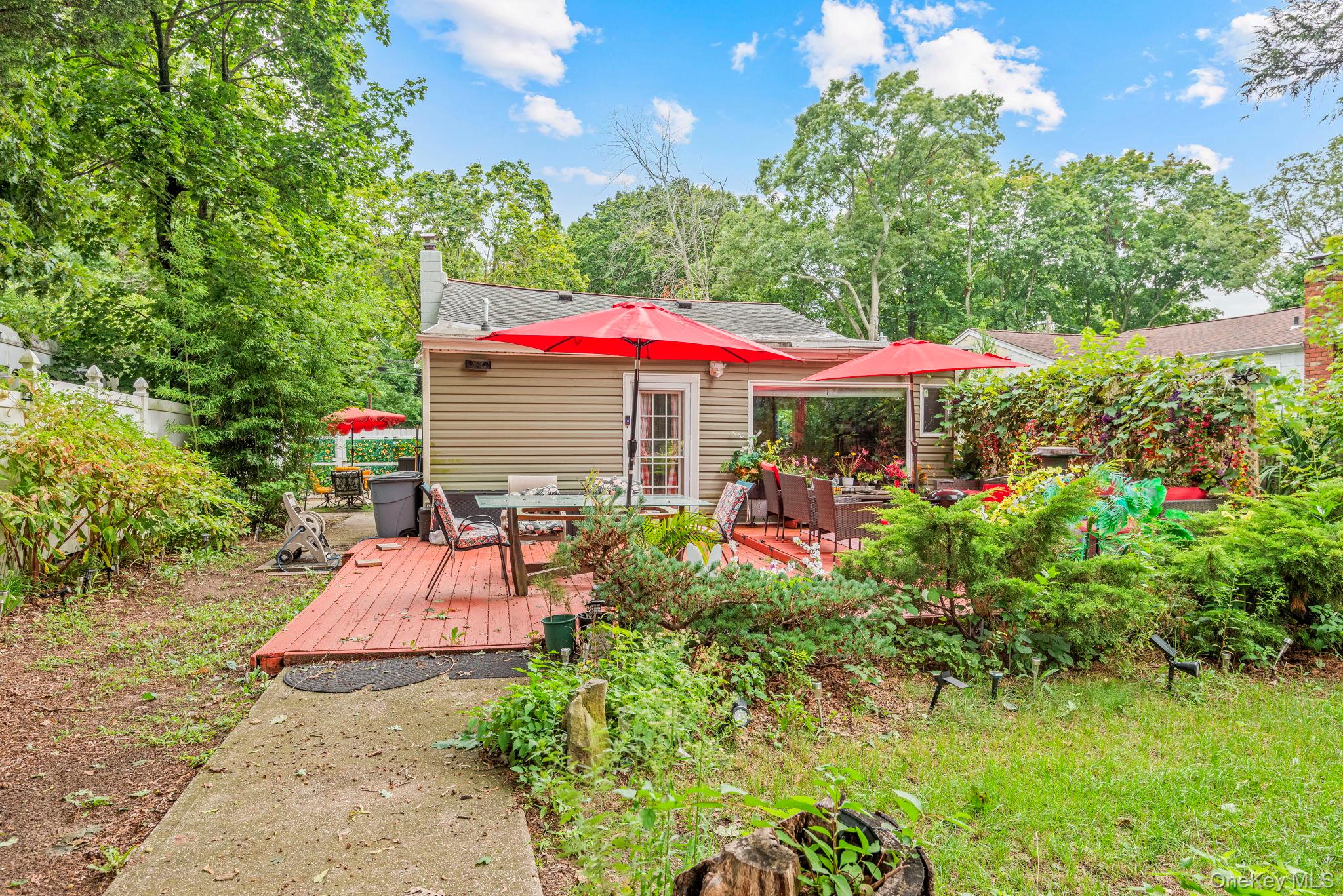 55 Inwood Avenue Property Photo 8