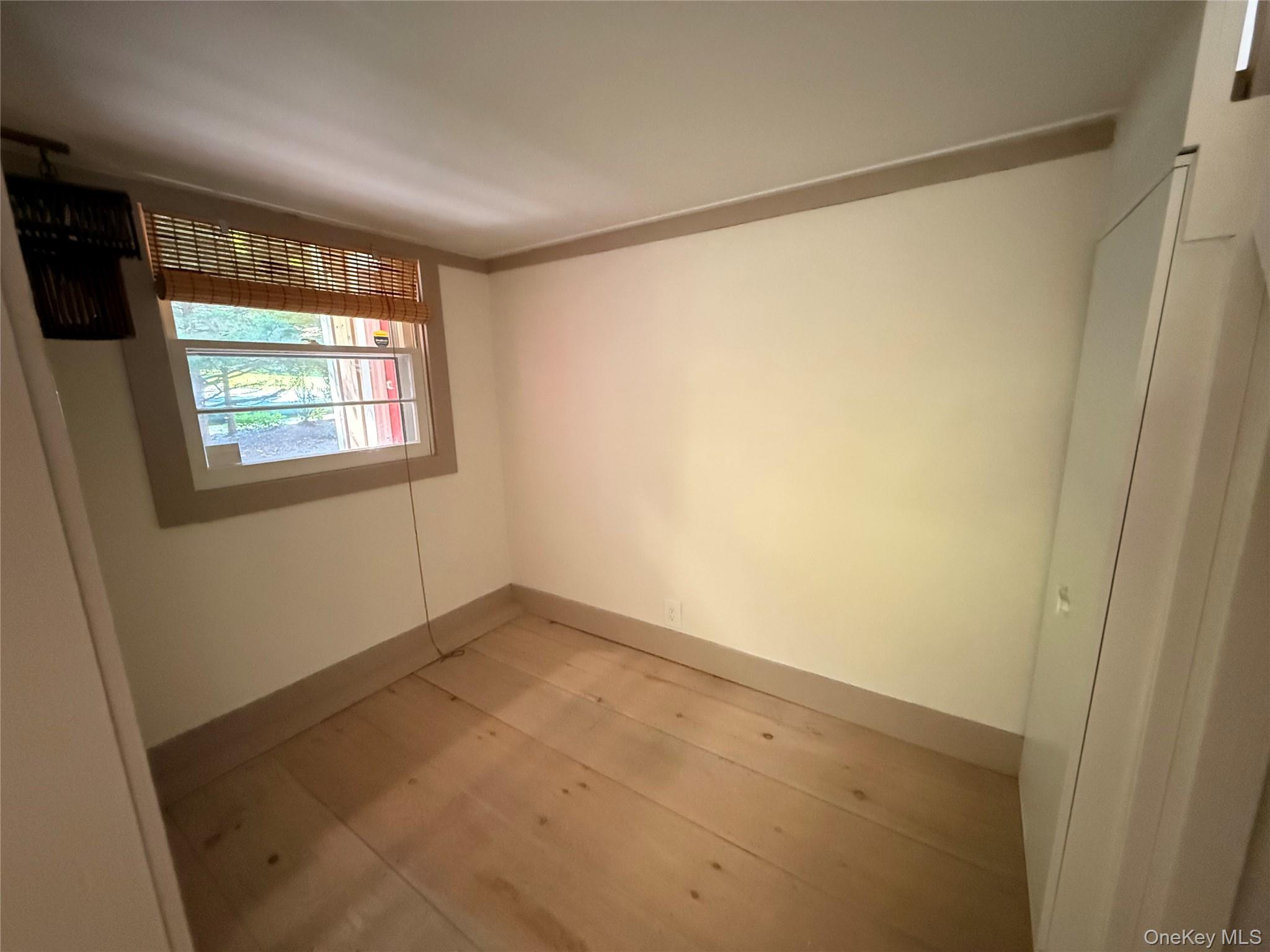 331 Thompson Street Property Photo 3