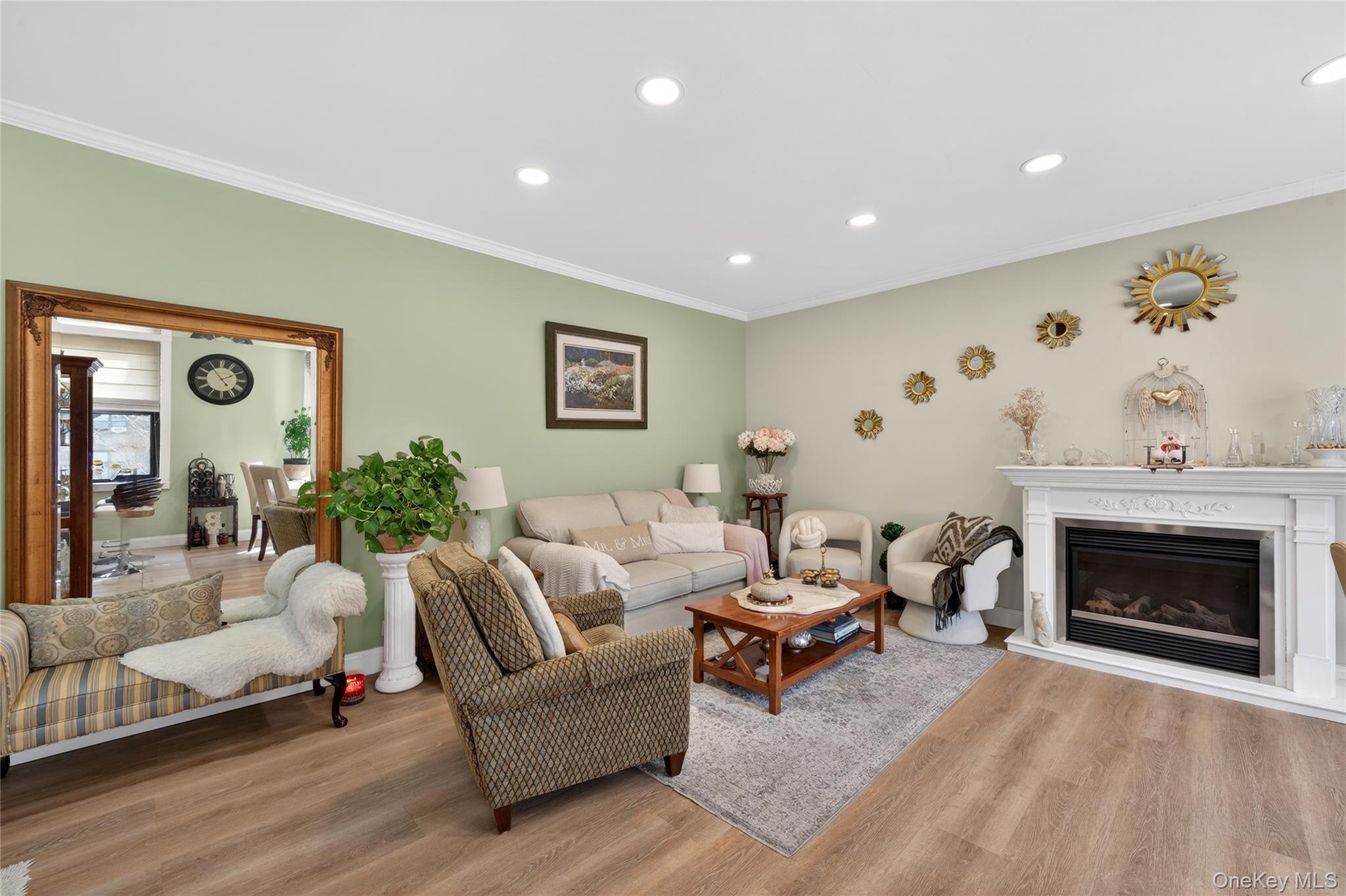 7611 Ditmars Boulevard 2 Property Photo 8