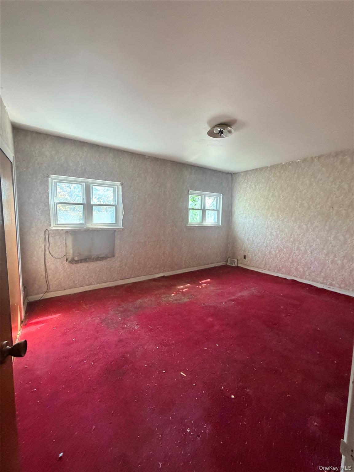4200 E Tremont Avenue Property Photo 11
