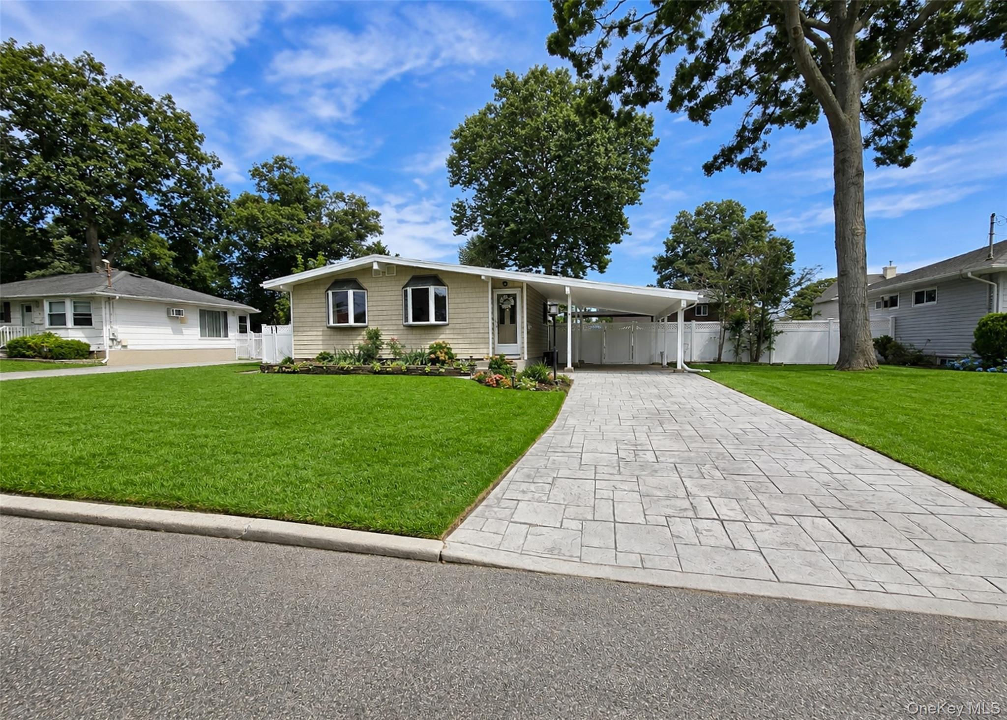 21 Duane Drive Property Photo 1