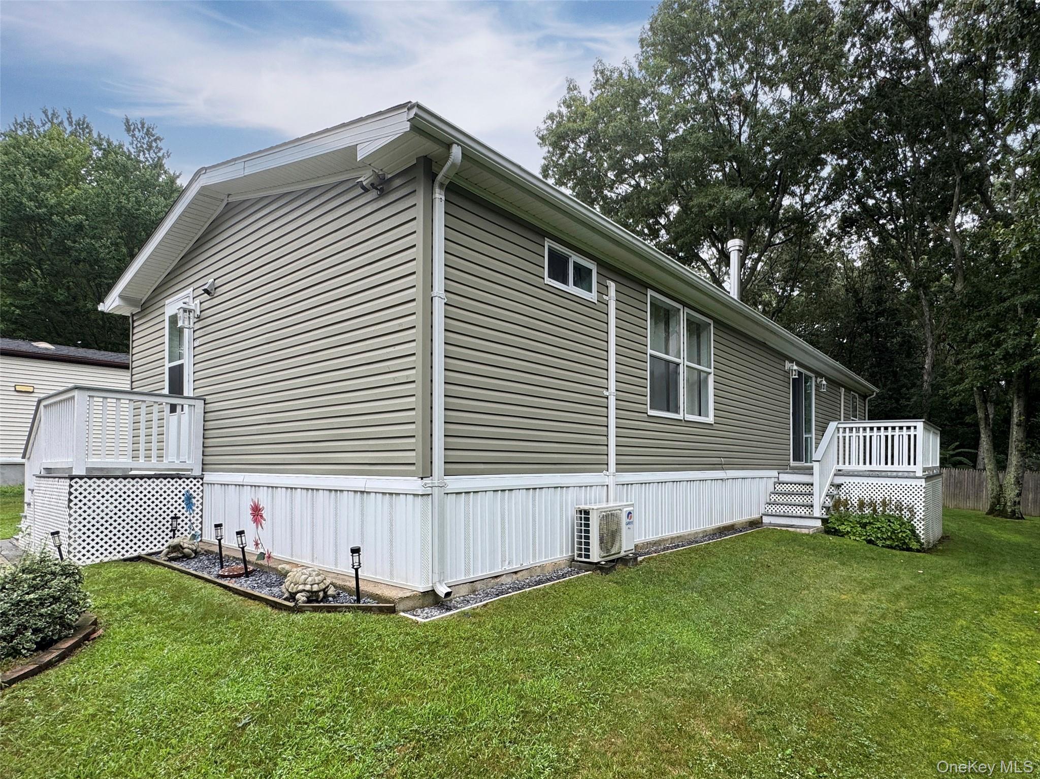 1800 Osborn Avenue 1e Property Photo 1