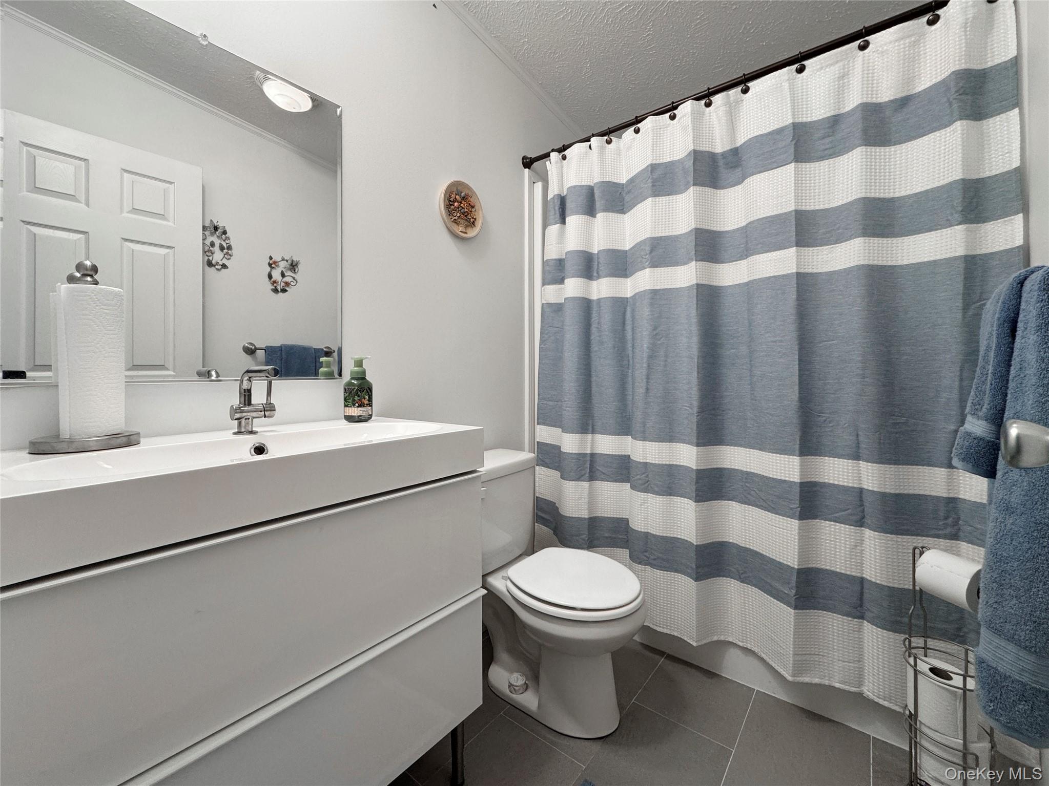 1800 Osborn Avenue 1e Property Photo 13