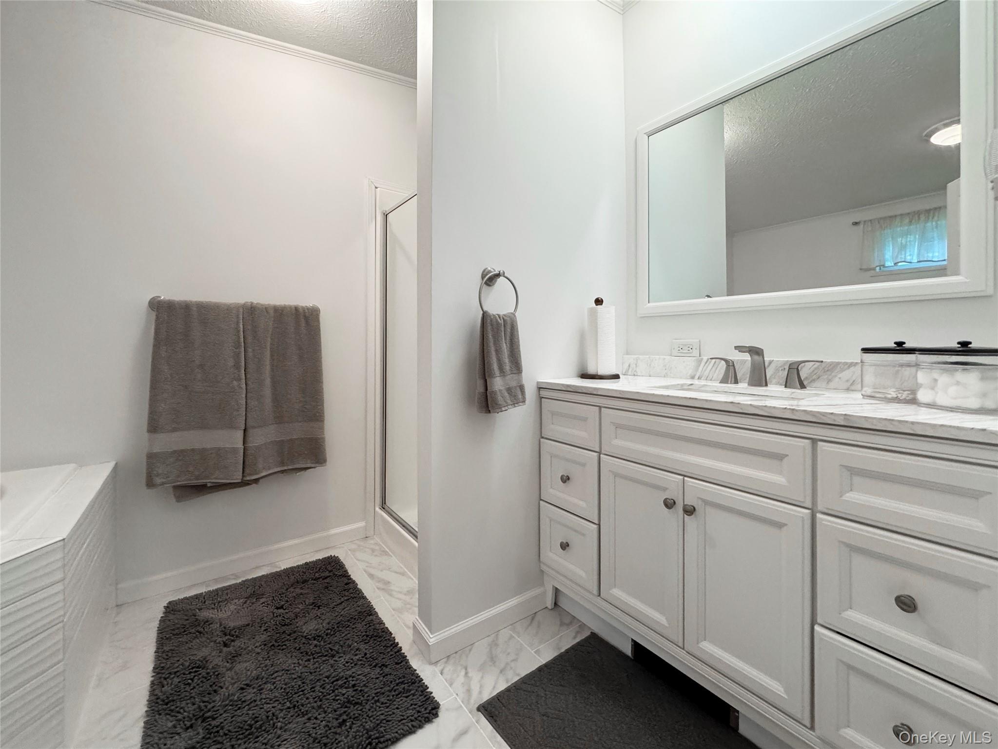 1800 Osborn Avenue 1e Property Photo 15