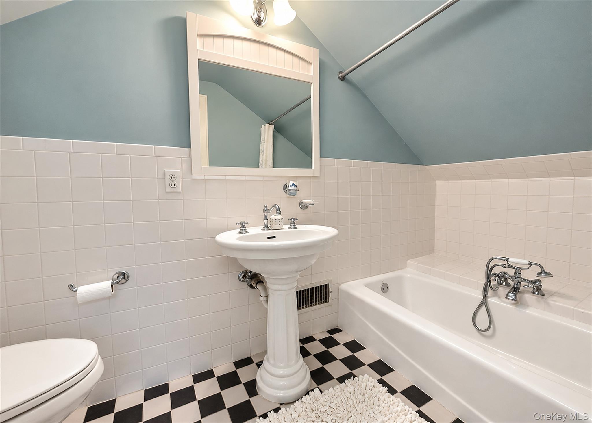 259 Astor Drive Property Photo 39