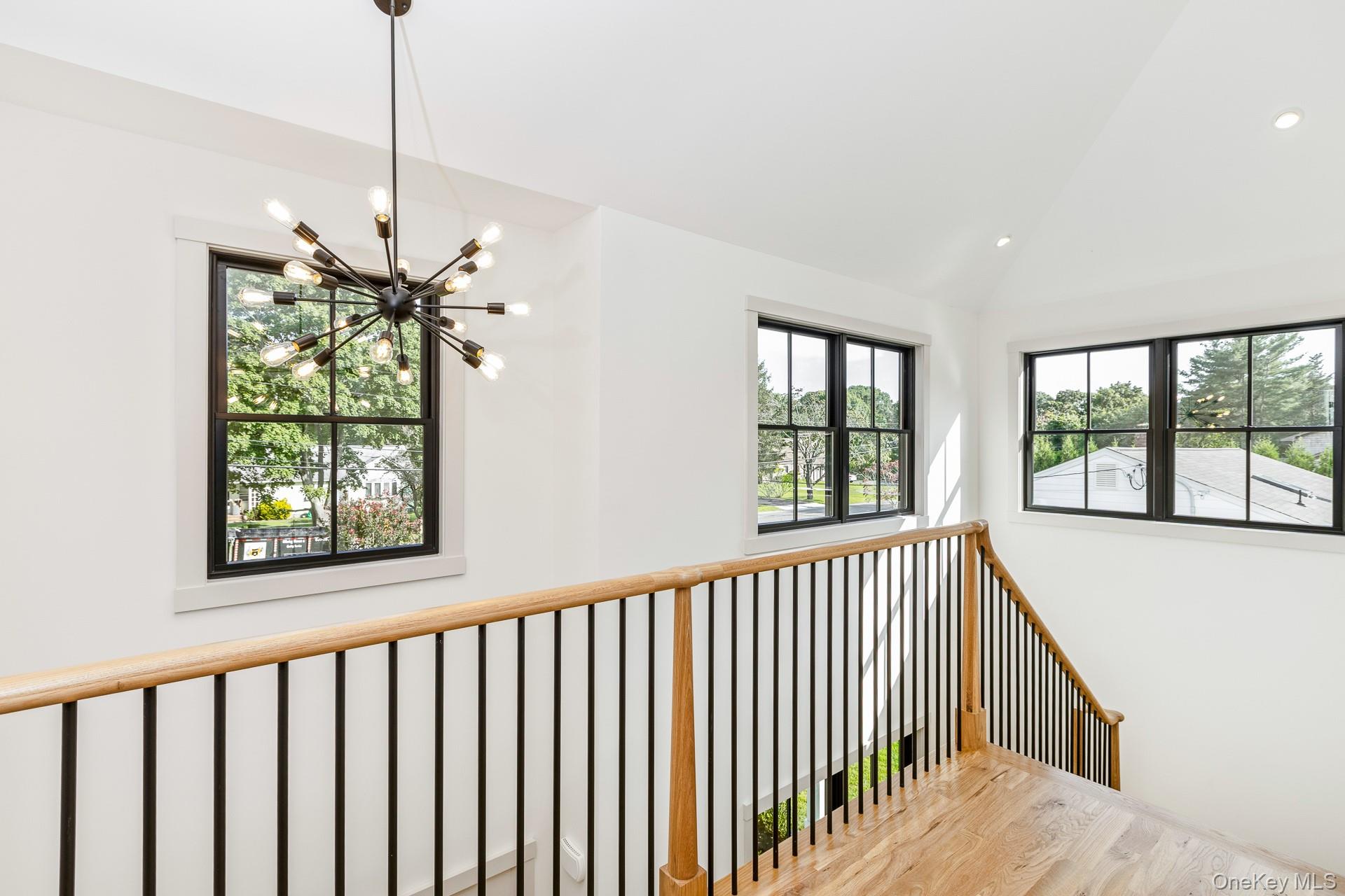 17 Nidzyn Avenue Property Photo 18
