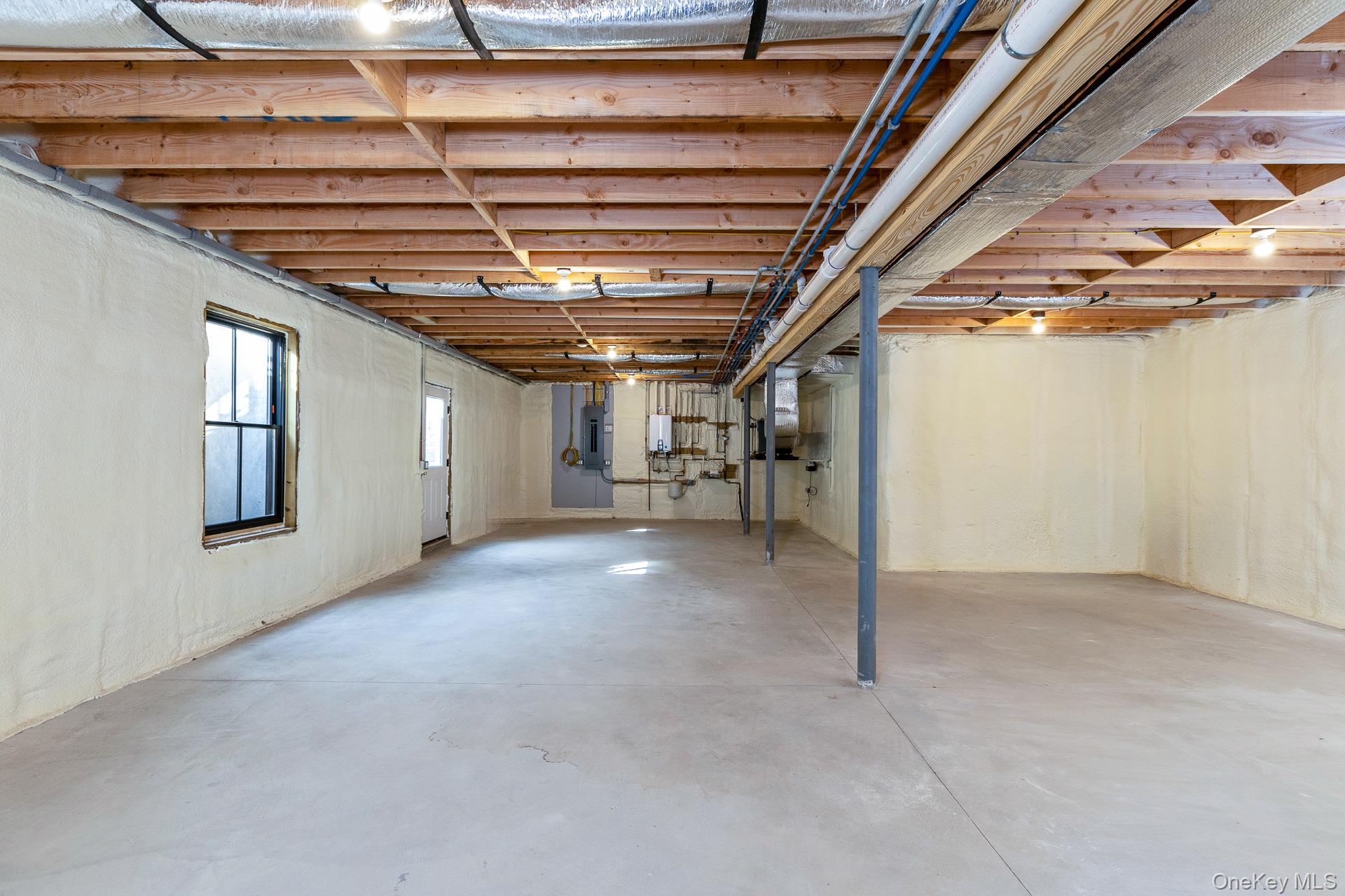 17 Nidzyn Avenue Property Photo 27