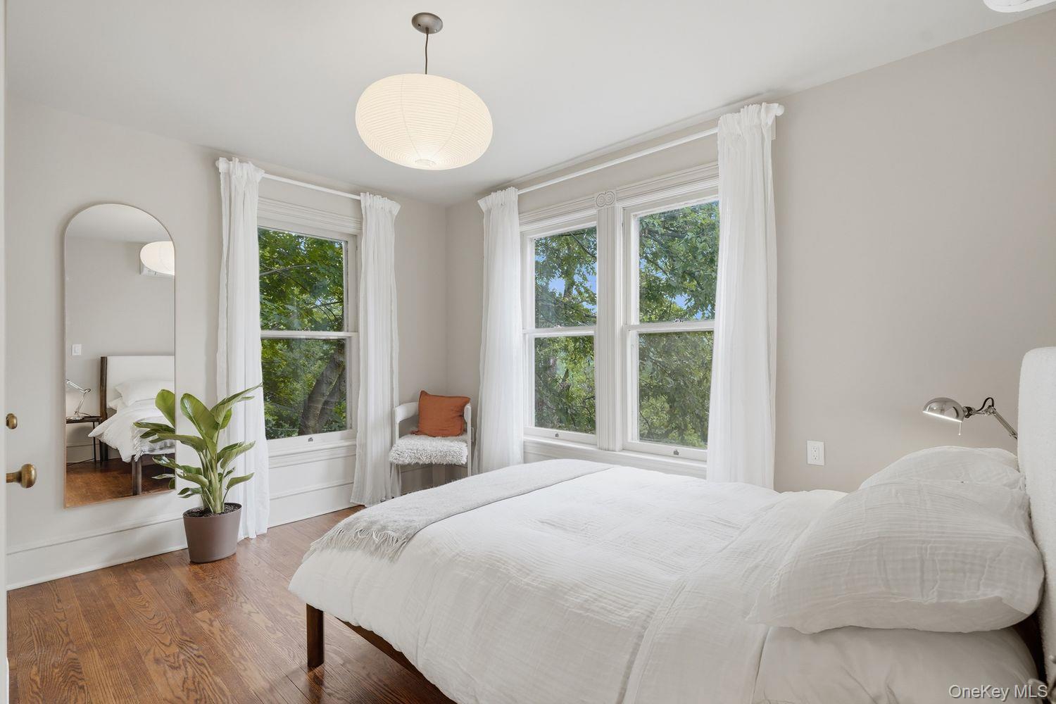 31 Stuyvesant Street Property Photo 7