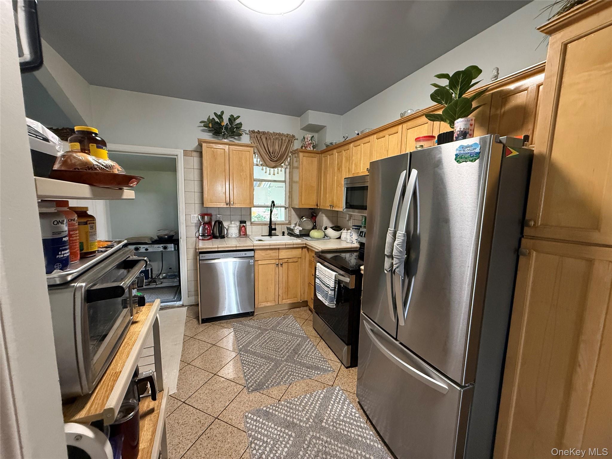 35 Cortlandt Street Property Photo 10