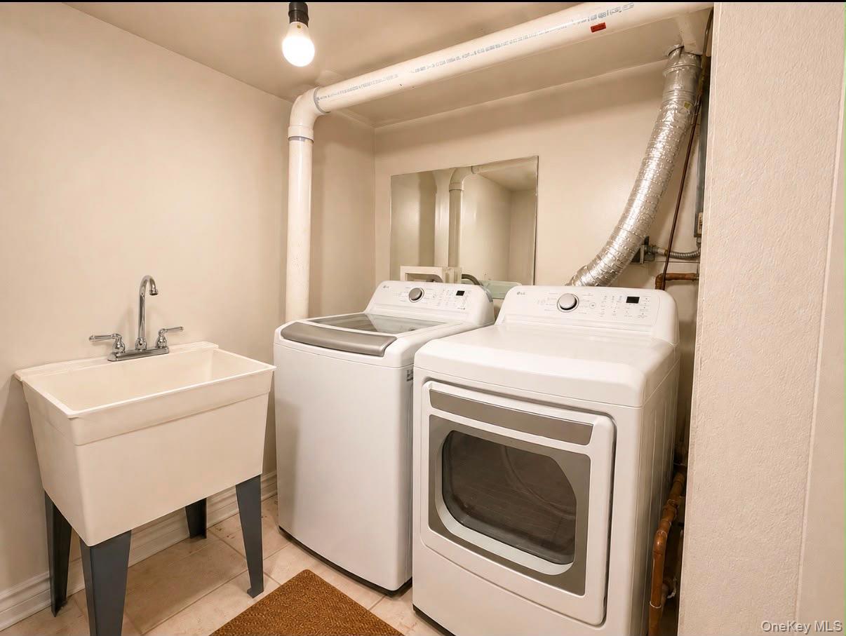 35 Cortlandt Street Property Photo 22