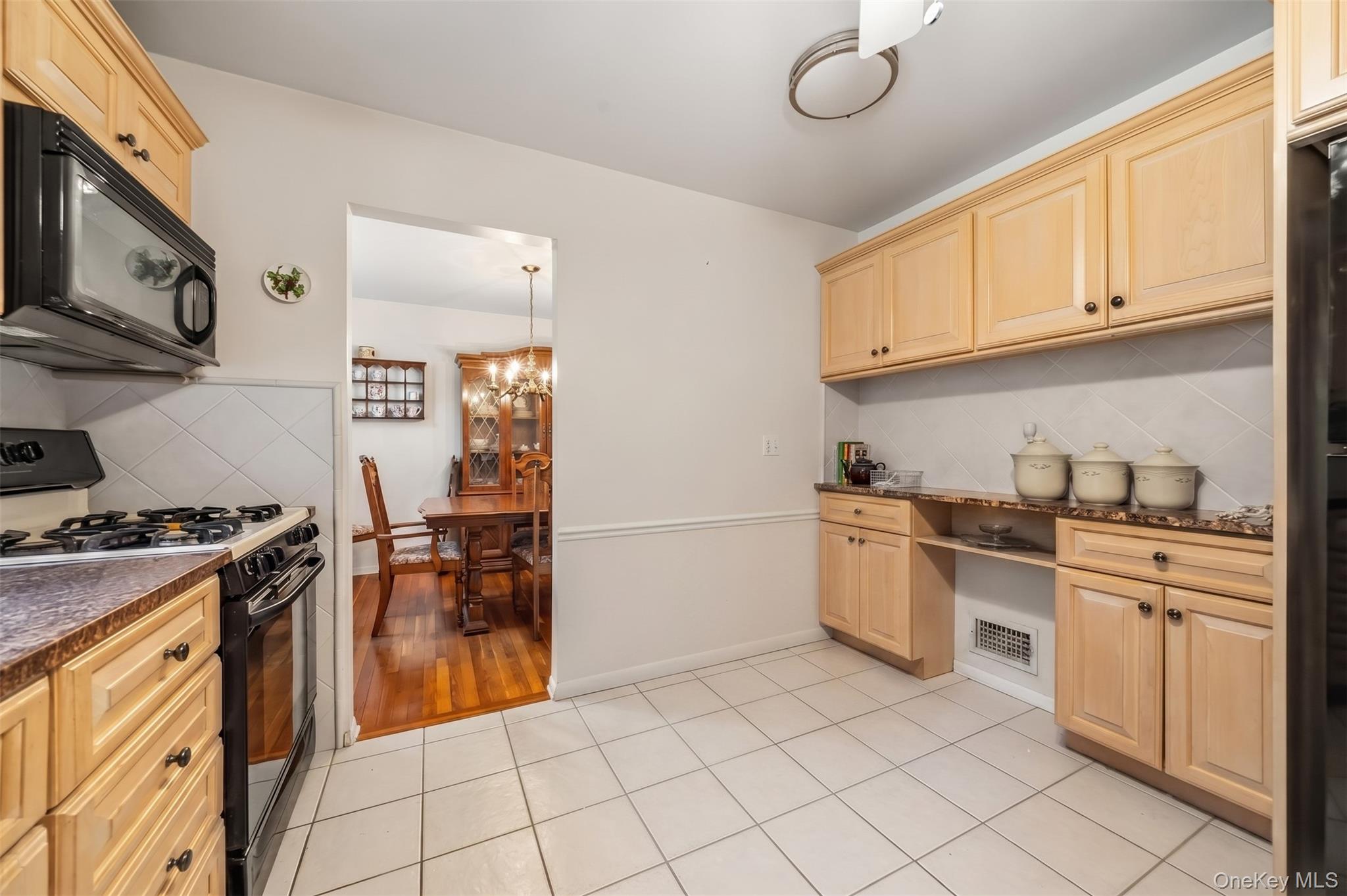 92 Edgewood Drive Property Photo 15