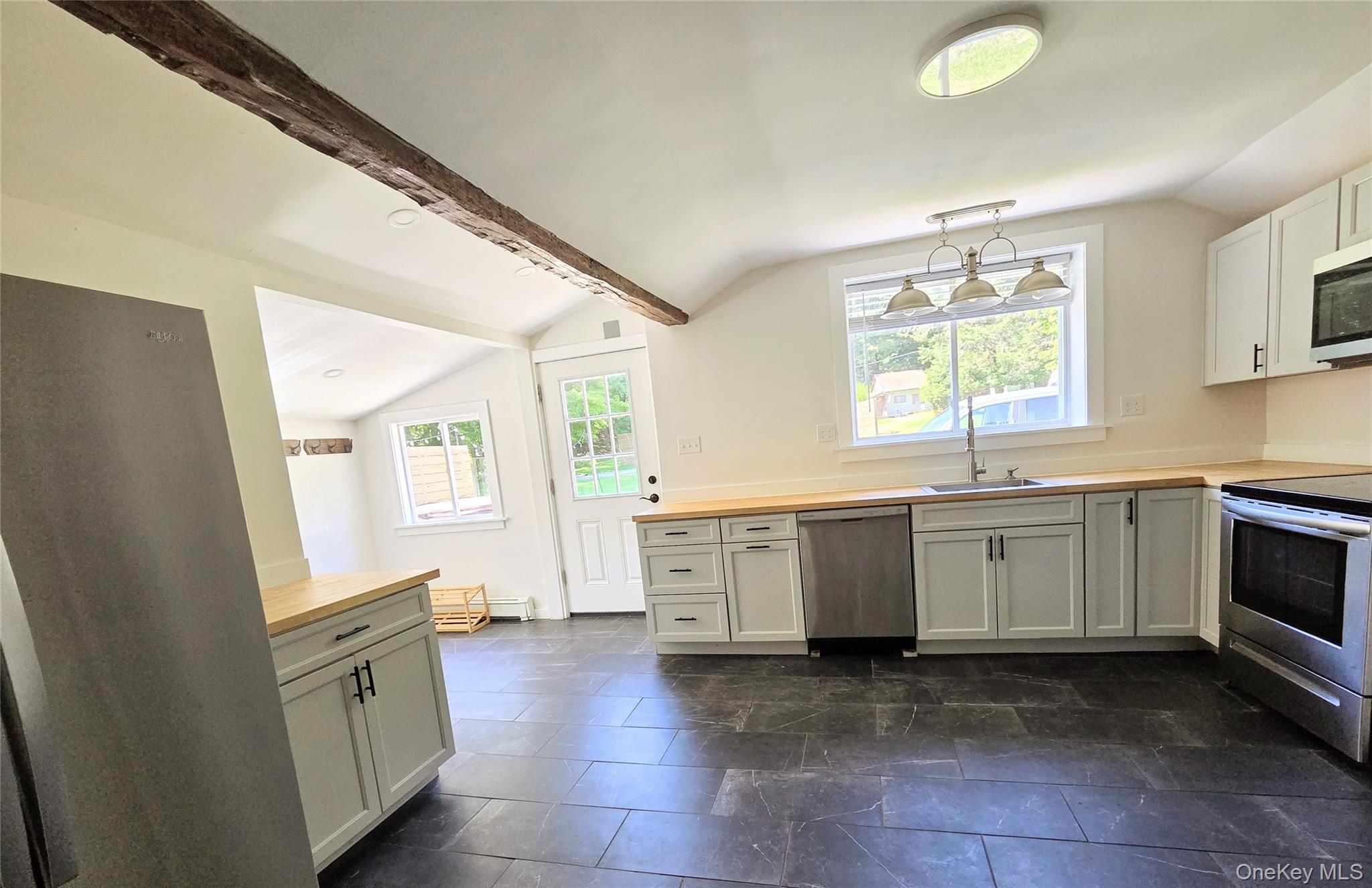 128 Cole Bank Road Property Photo 5