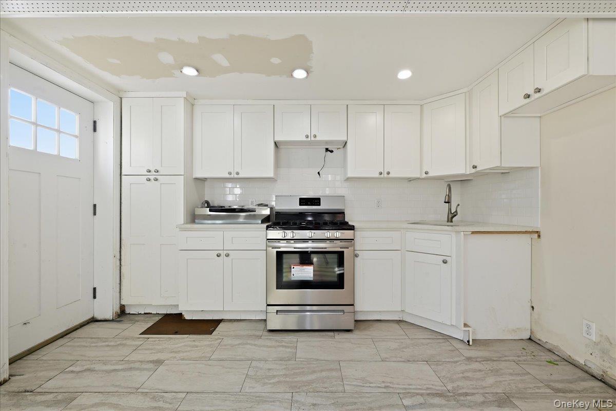 6043 69th Place Property Photo 15