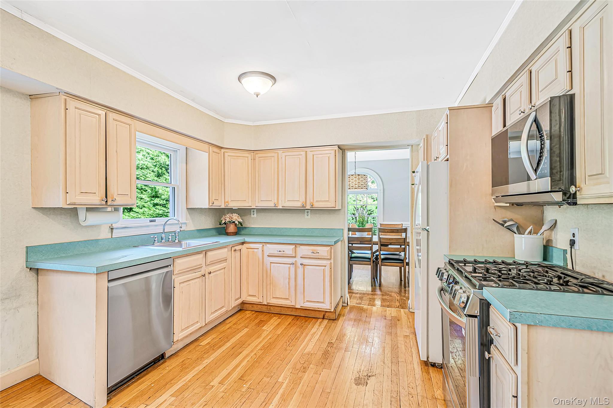 16 Dogwood Drive Property Photo 3