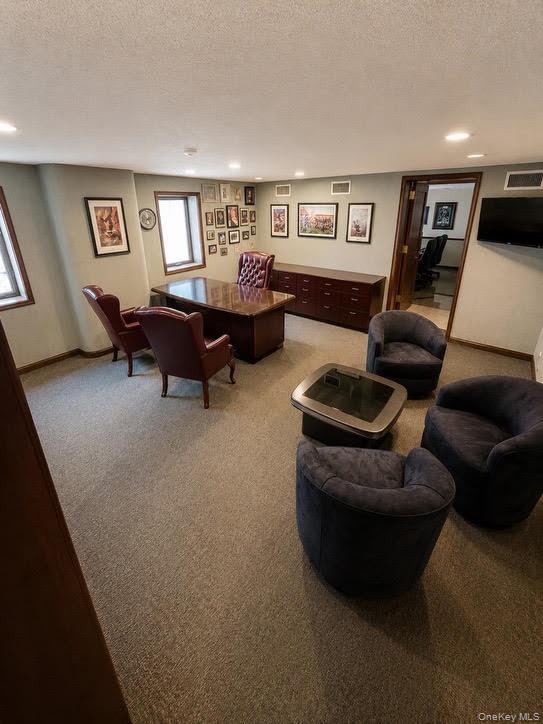 1041935 Property Photo 1