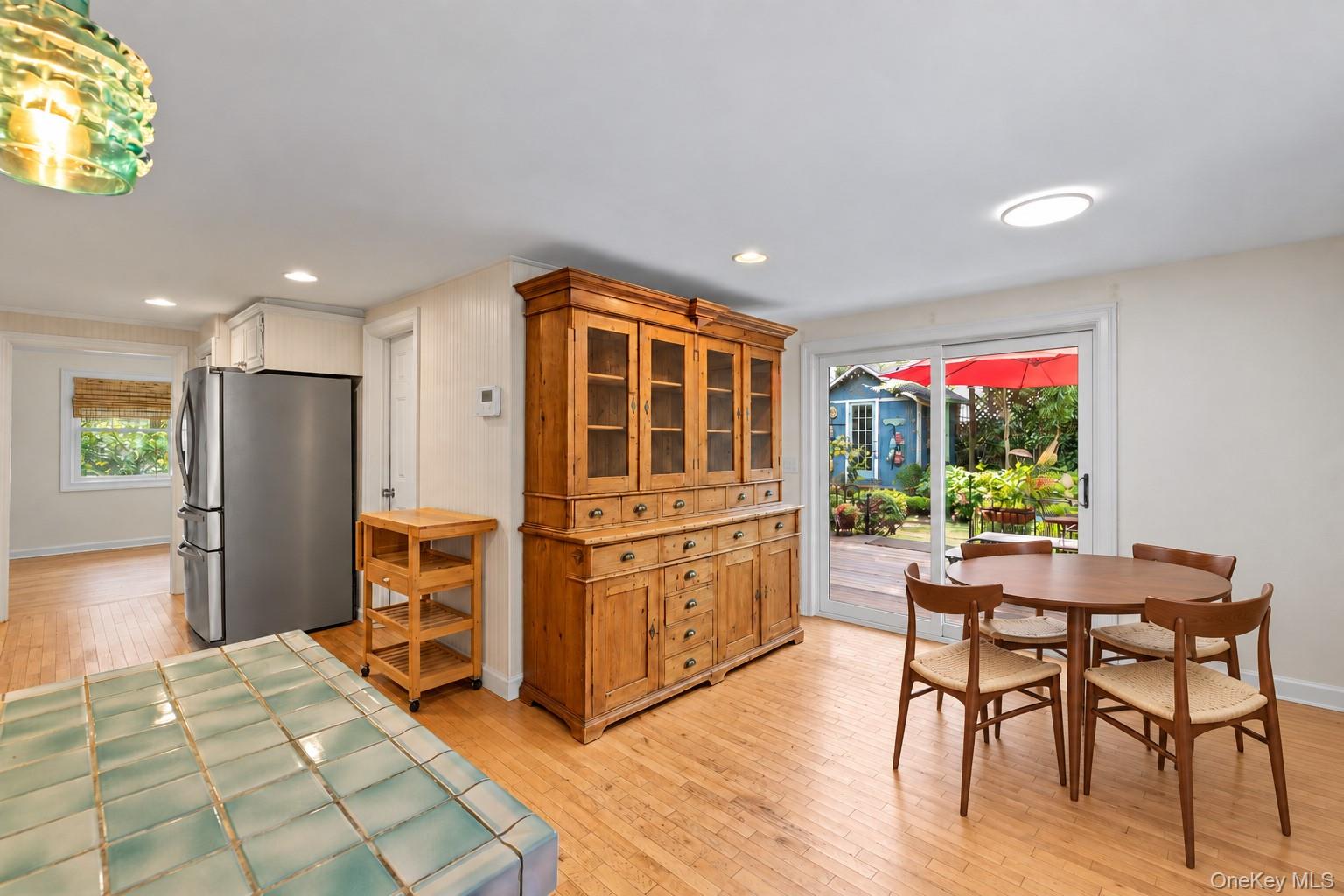 18 Walnut Avenue Property Photo 8