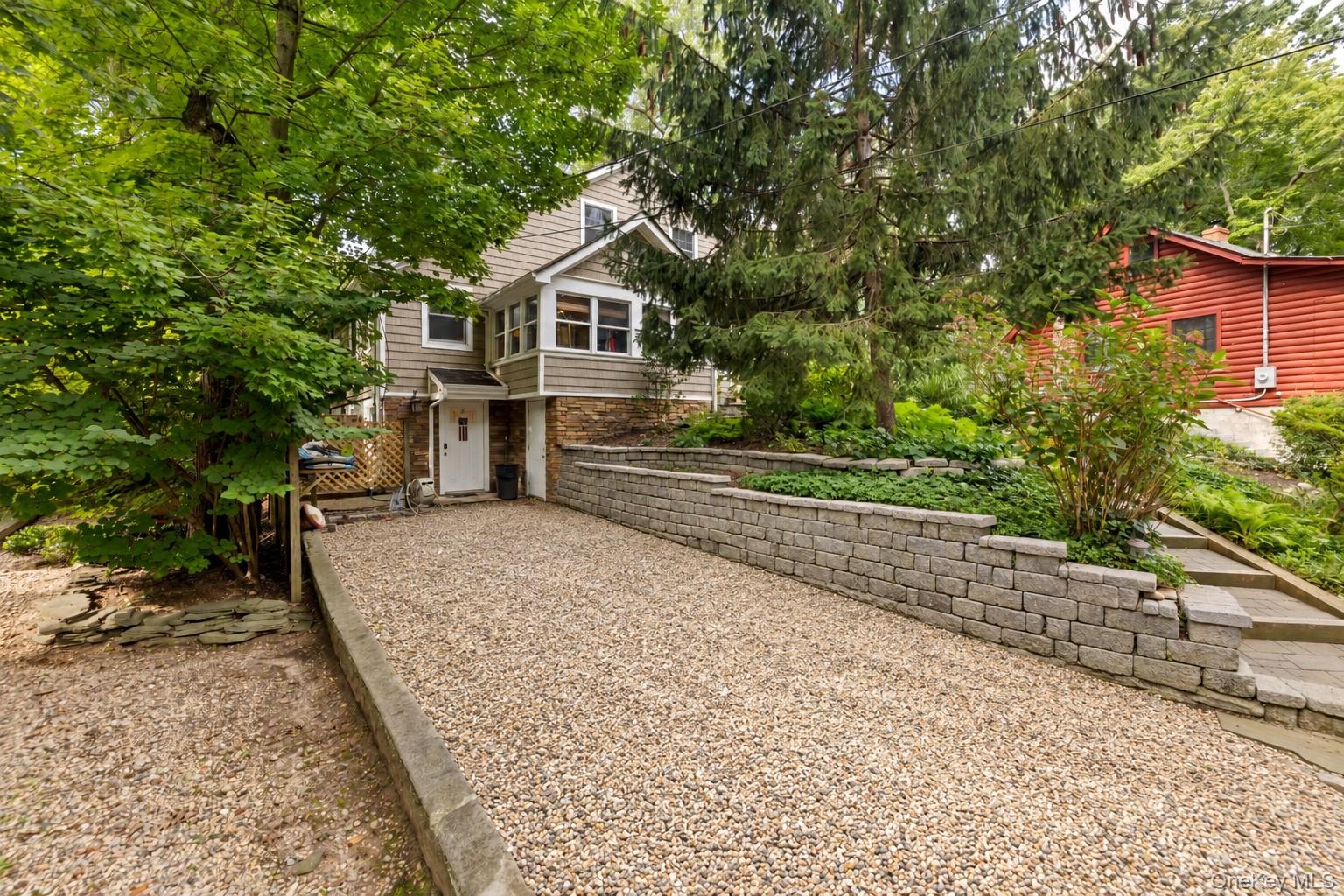 18 Walnut Avenue Property Photo 21
