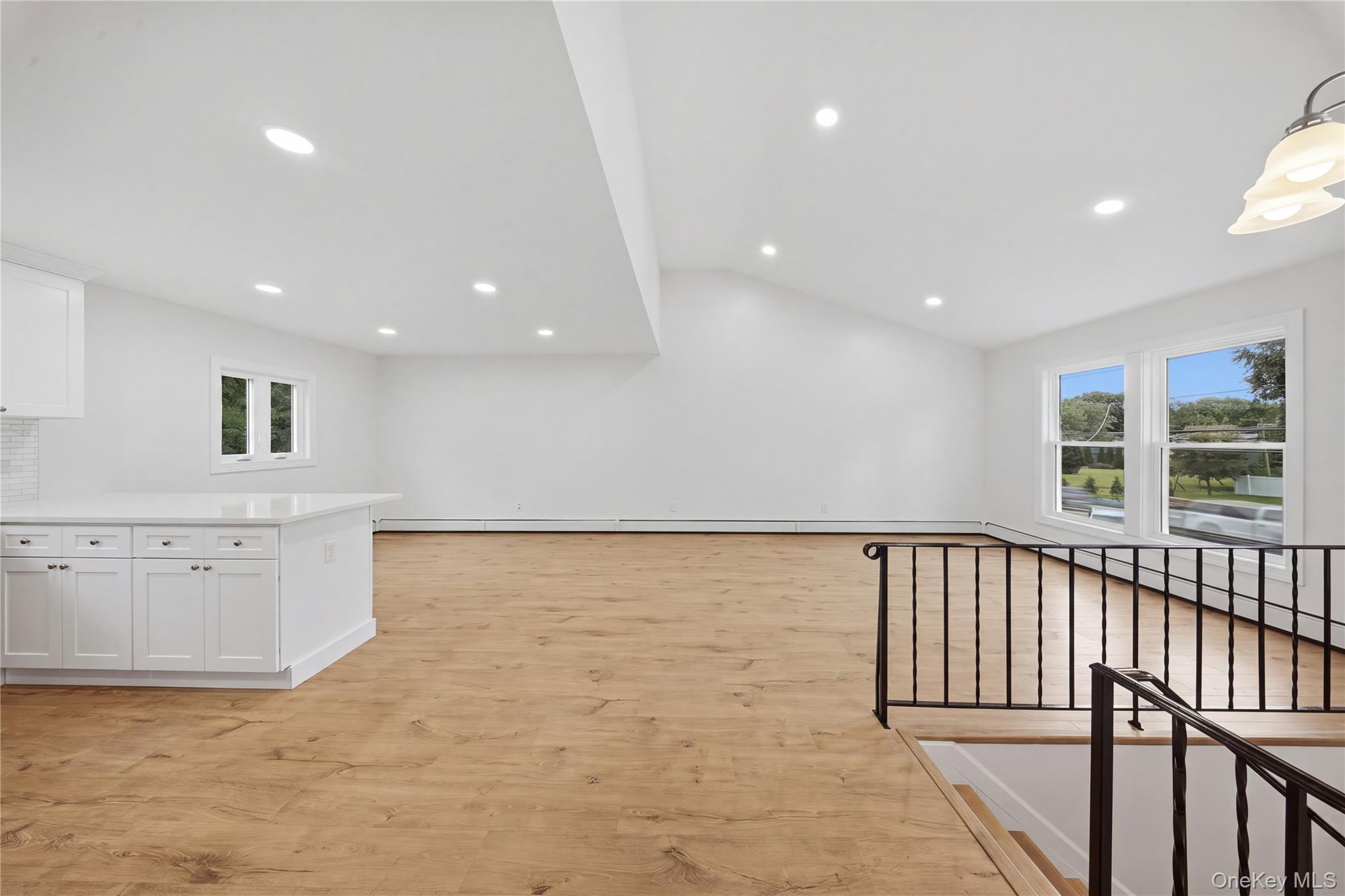 93 Mount Sinai Coram Road Property Photo 15