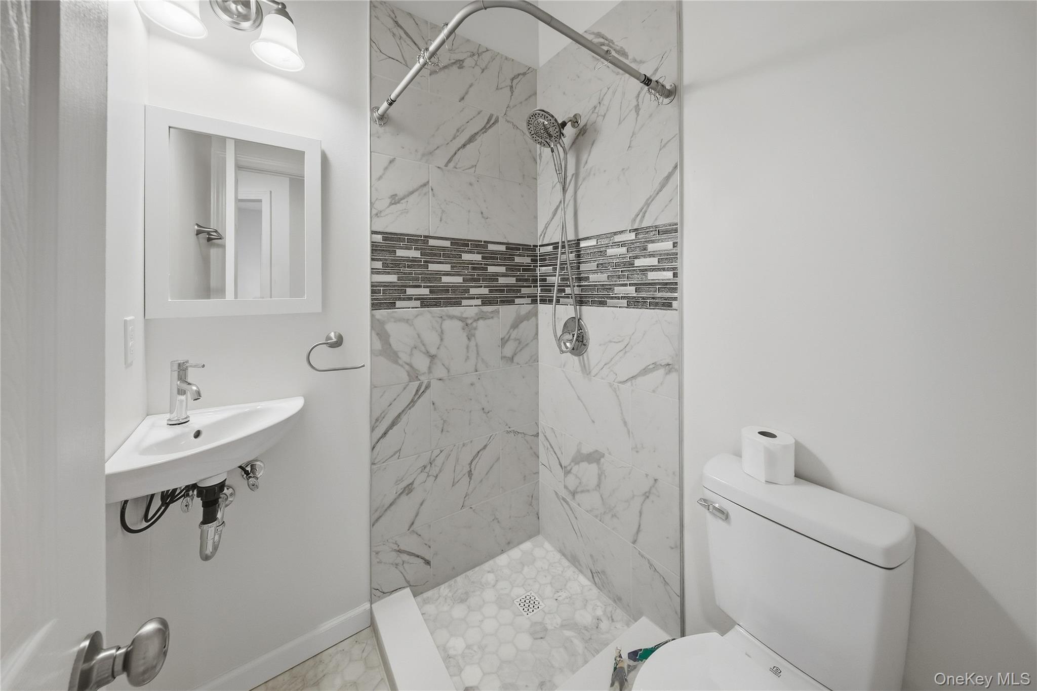 93 Mount Sinai Coram Road Property Photo 24