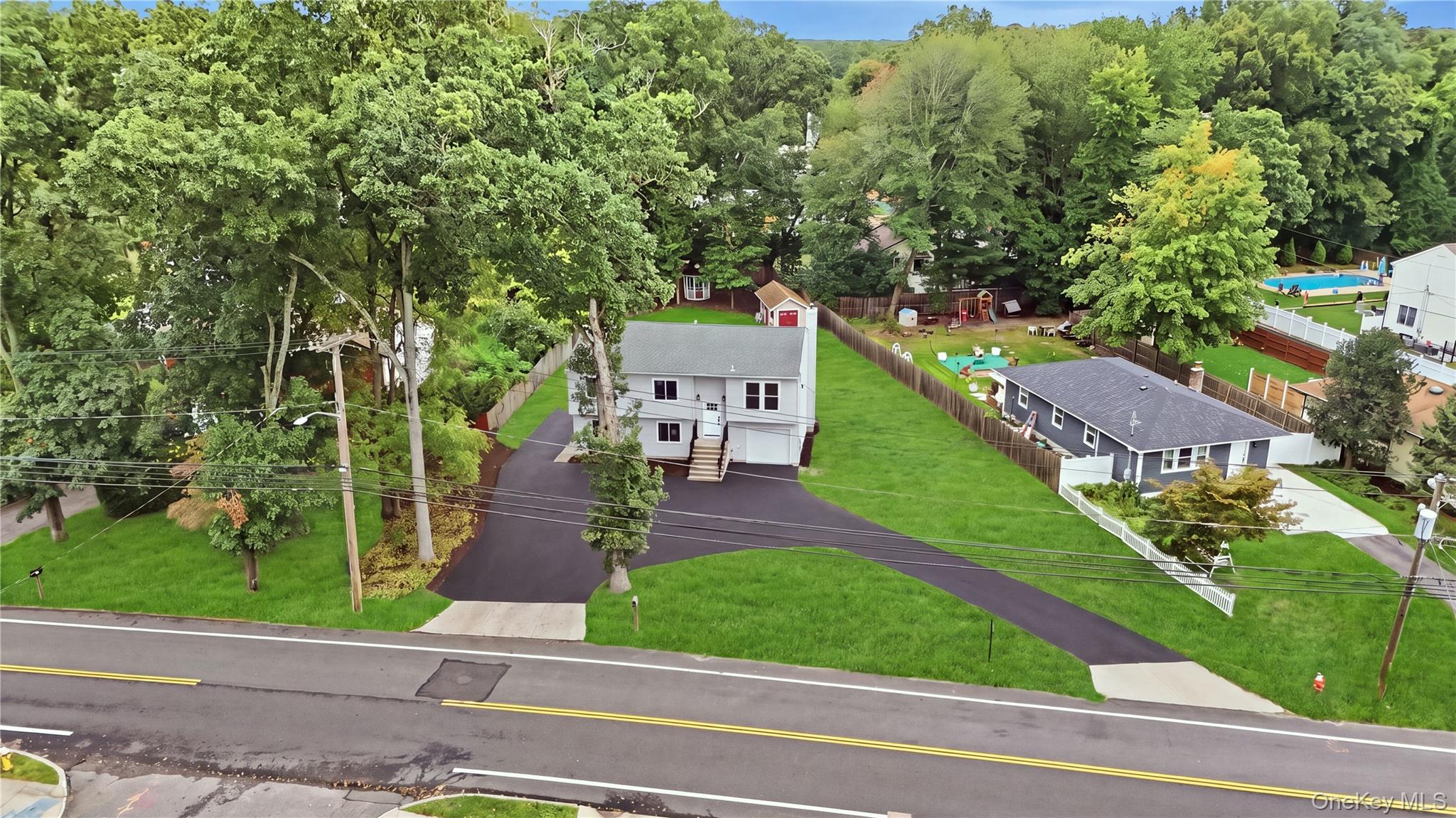 93 Mount Sinai Coram Road Property Photo 36