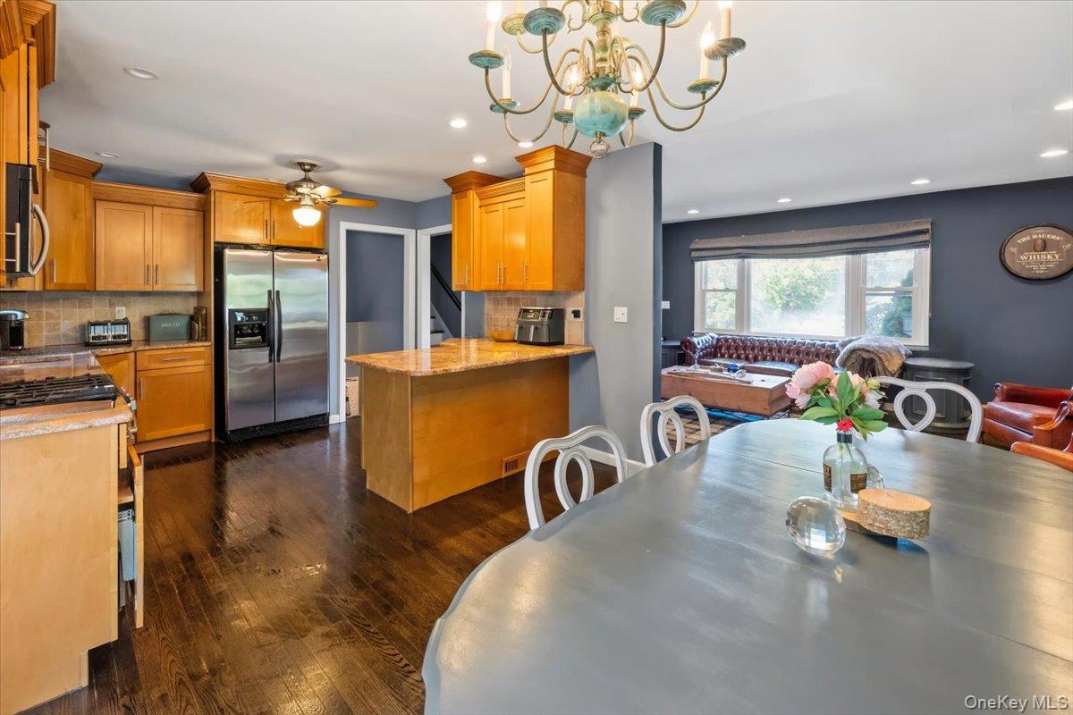 8 Foxwood Avenue Property Photo 8