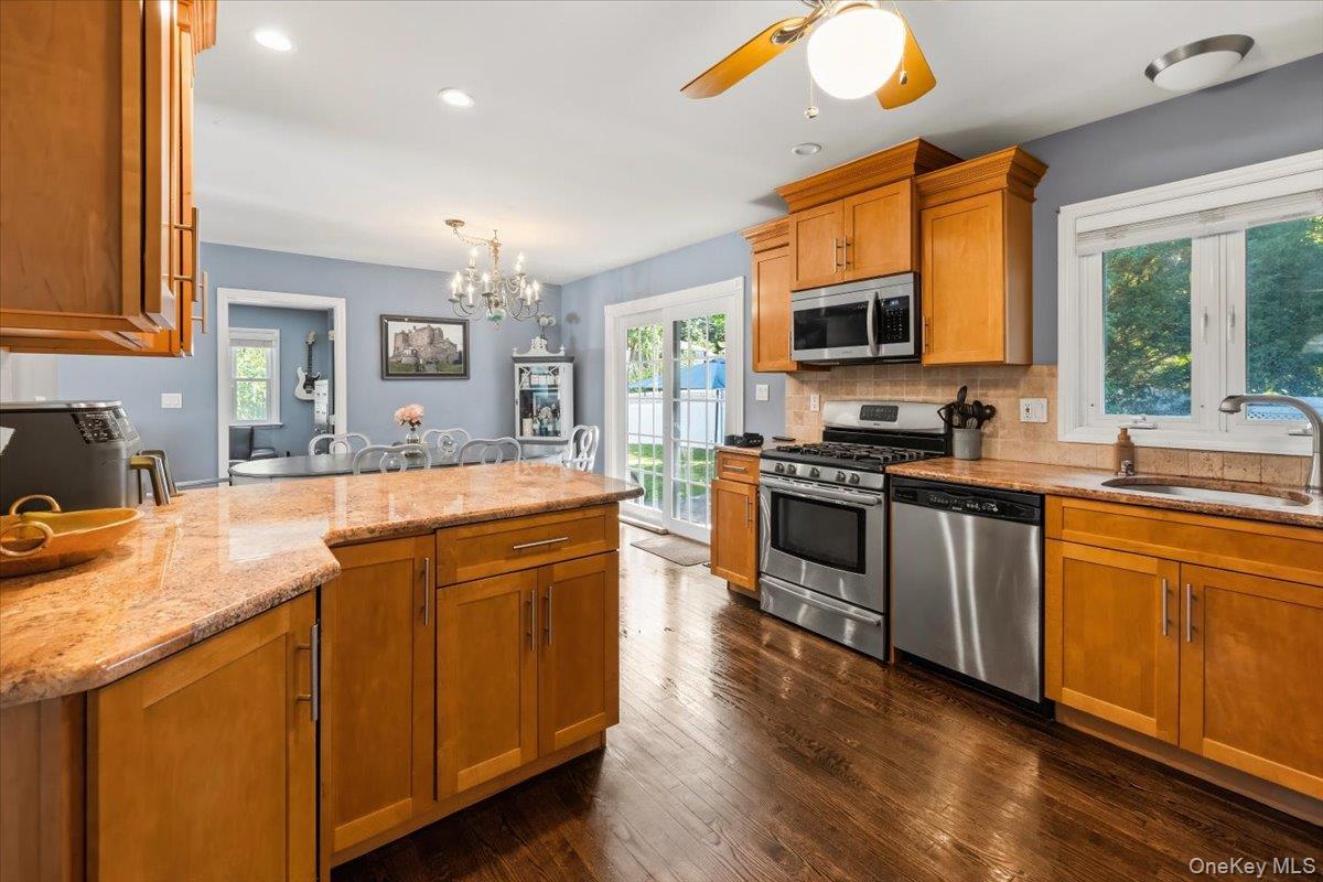 8 Foxwood Avenue Property Photo 9