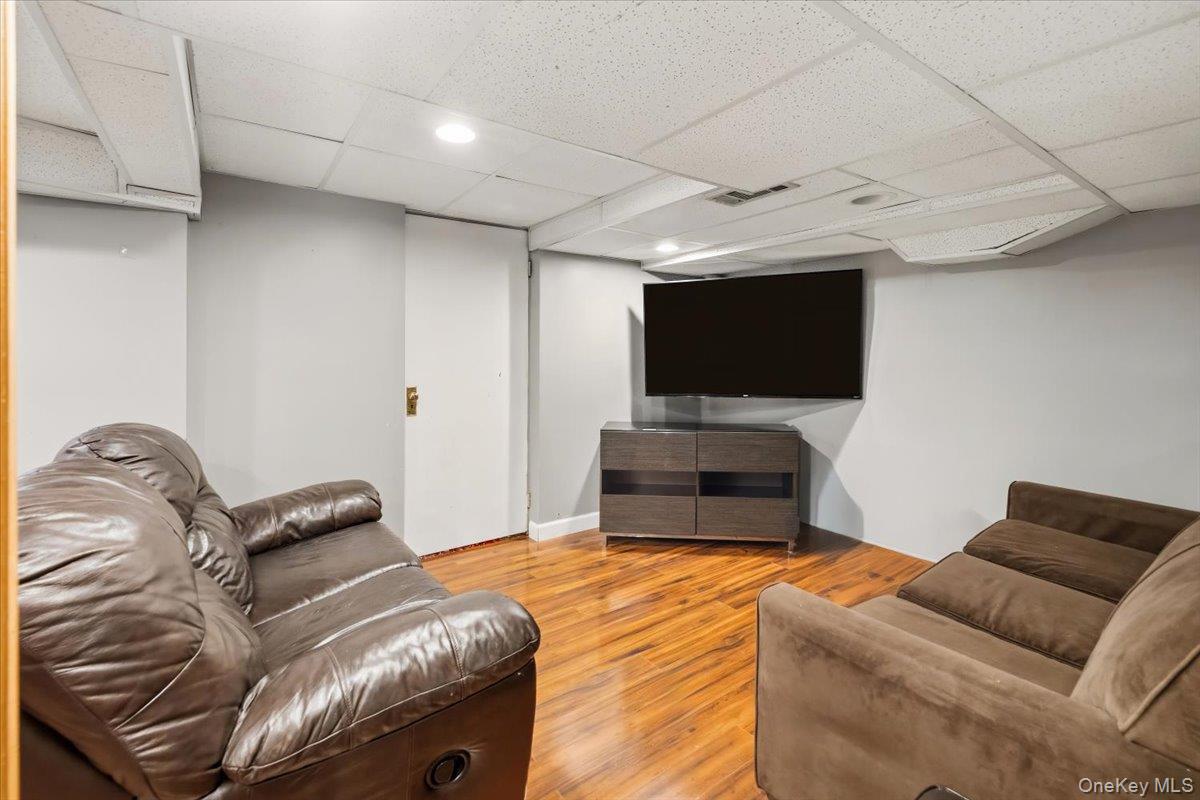 8 Foxwood Avenue Property Photo 25