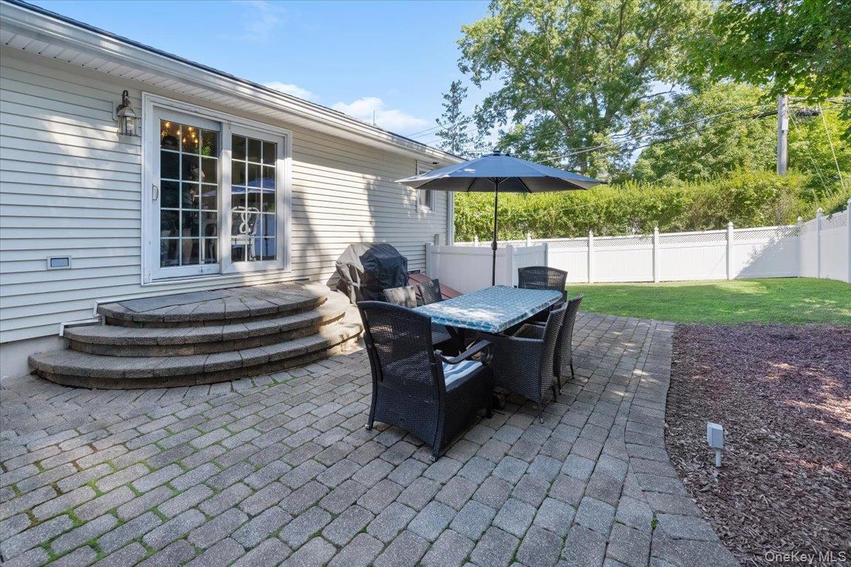 8 Foxwood Avenue Property Photo 28
