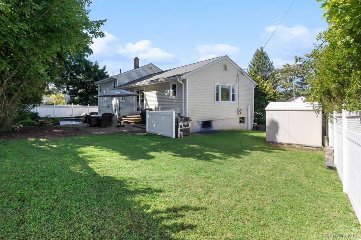 8 Foxwood Avenue Property Photo 29