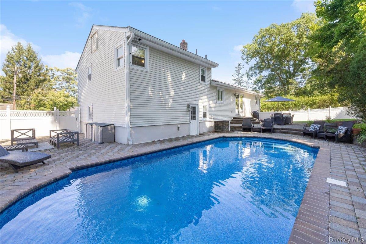8 Foxwood Avenue Property Photo 31