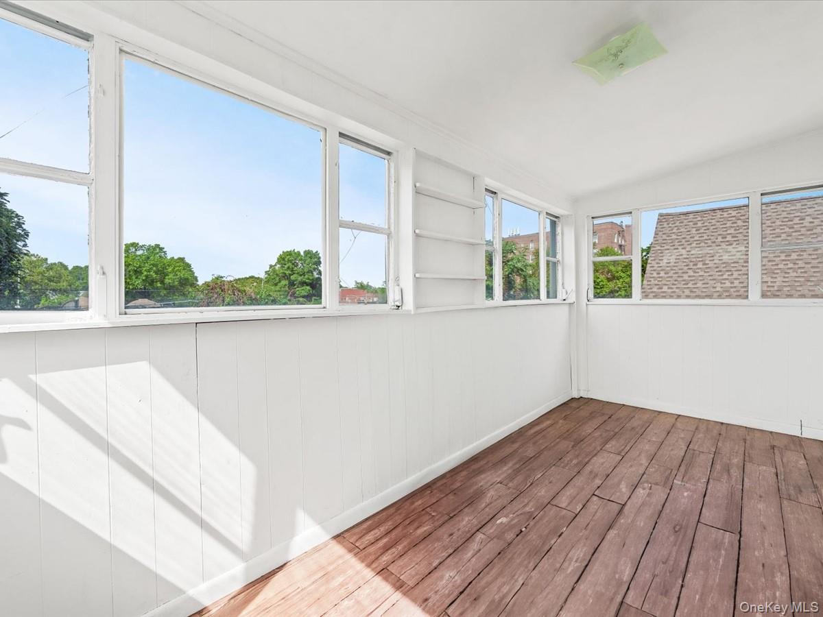 64-18 Fitchett Street Property Photo 17