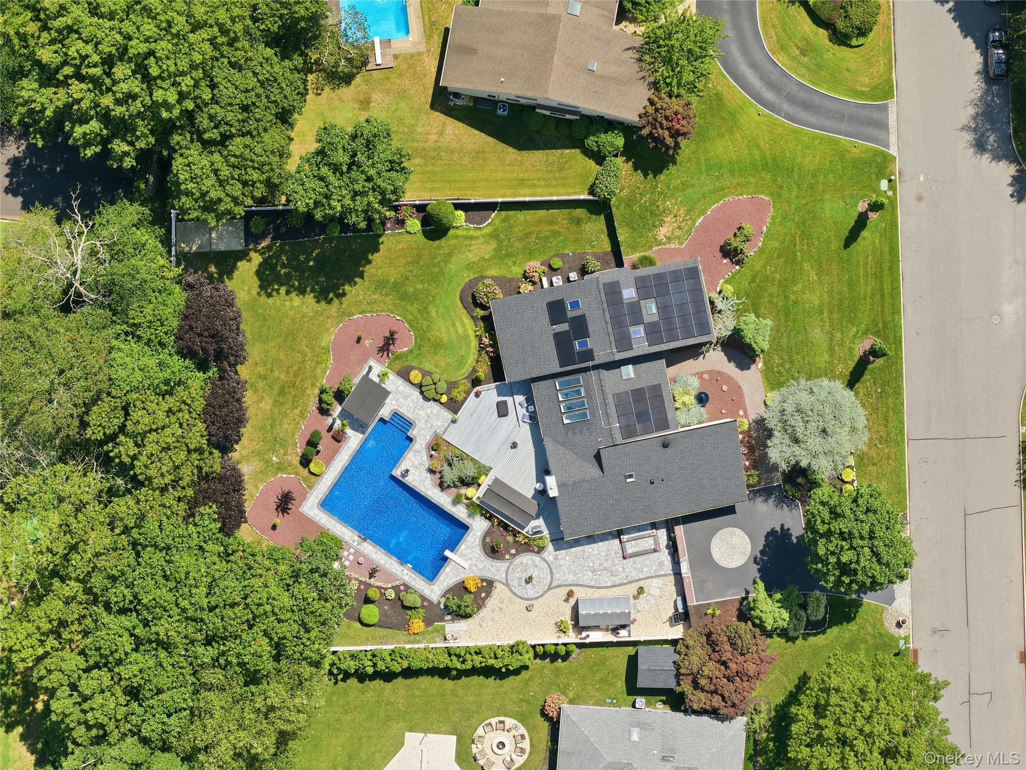 31 Deer Run Property Photo 4