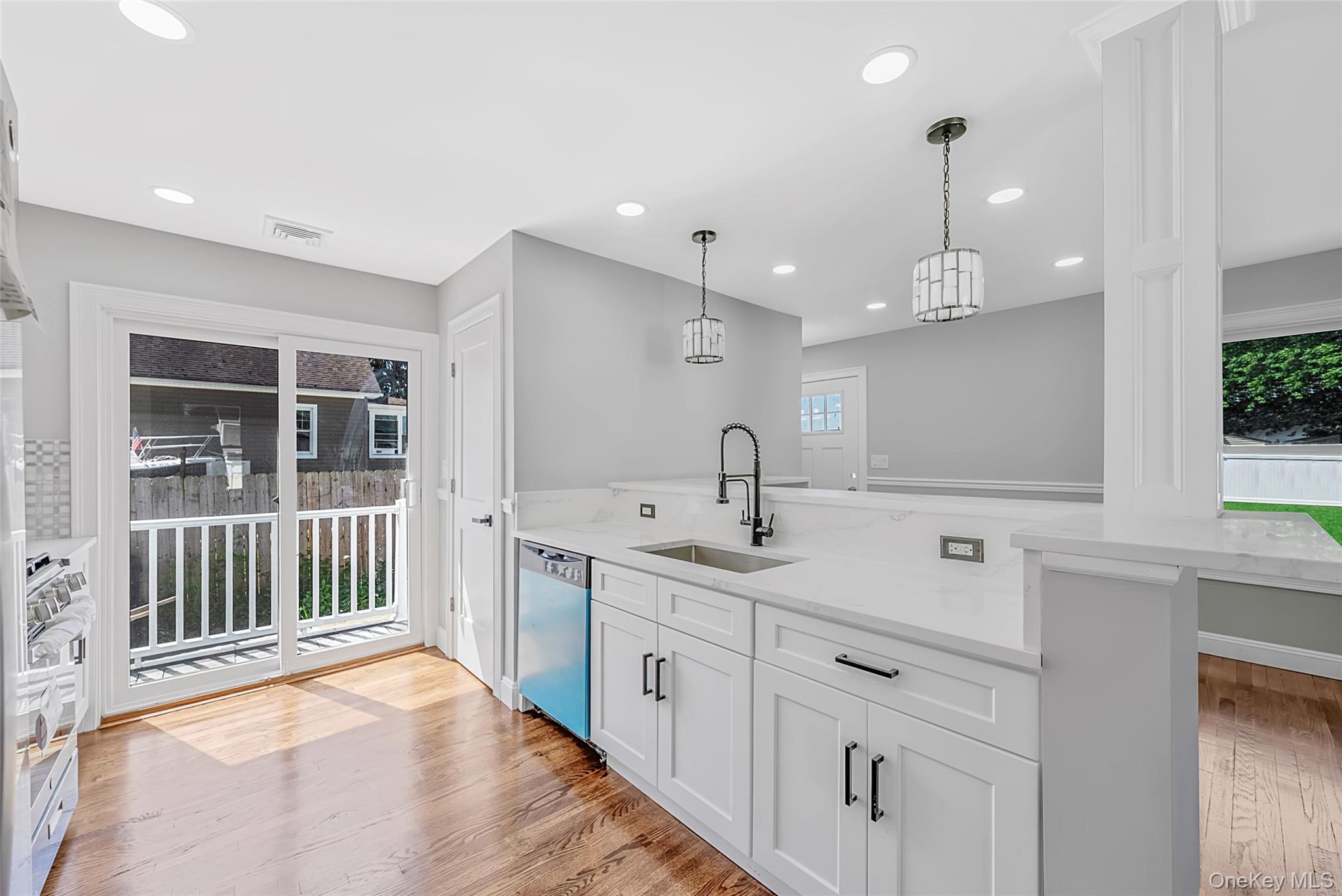 388 Vespucci Avenue Property Photo 6