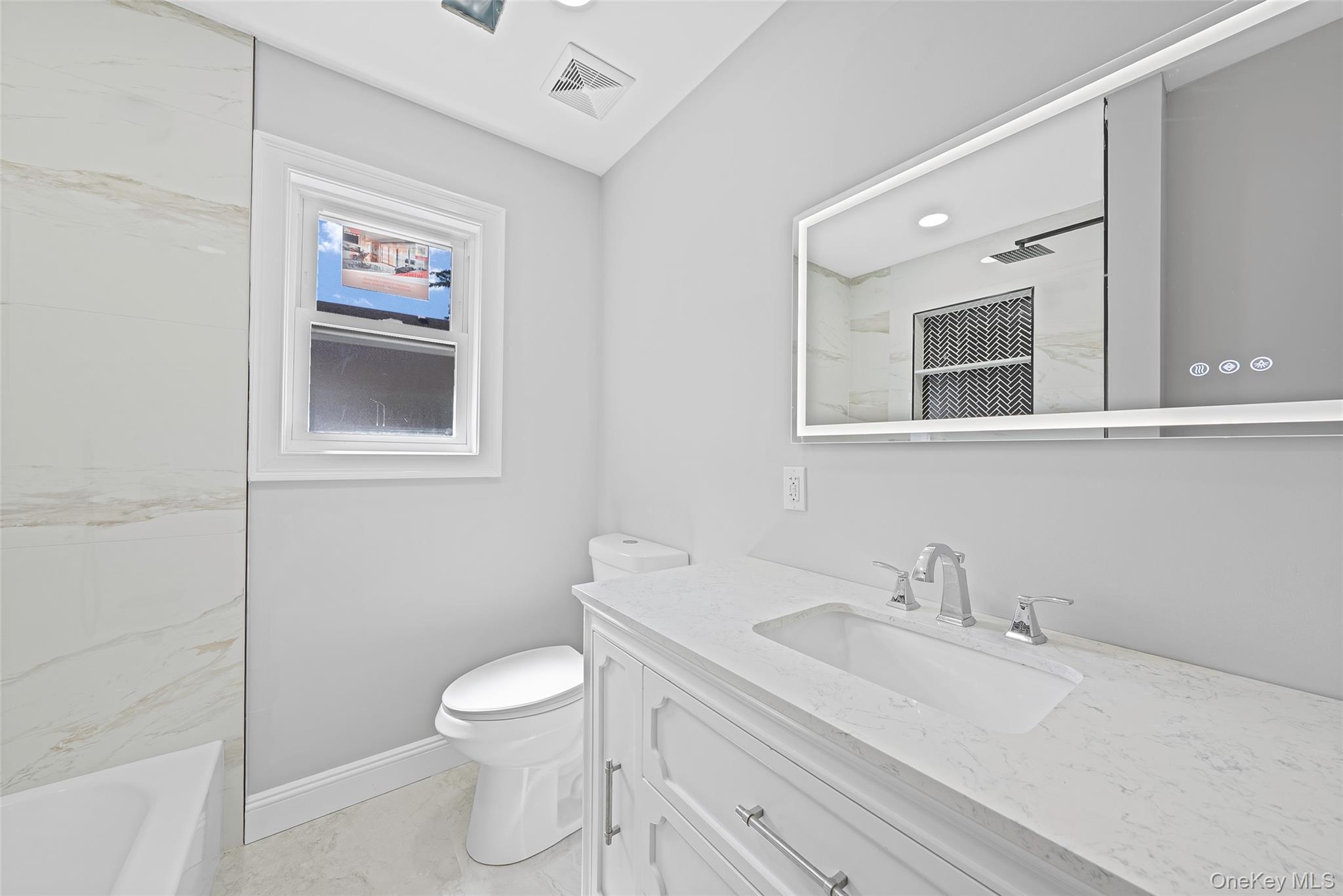 388 Vespucci Avenue Property Photo 8