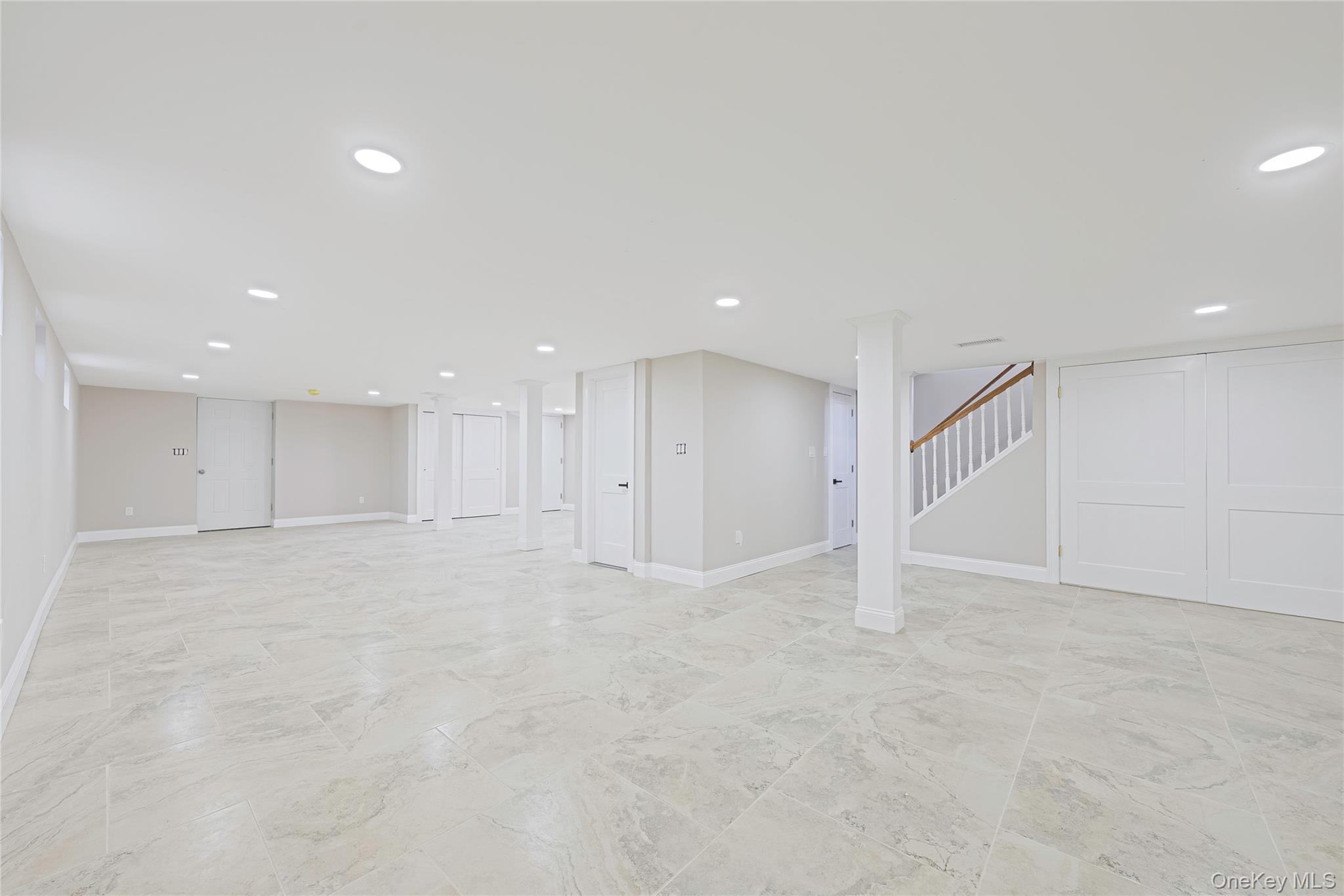 388 Vespucci Avenue Property Photo 15
