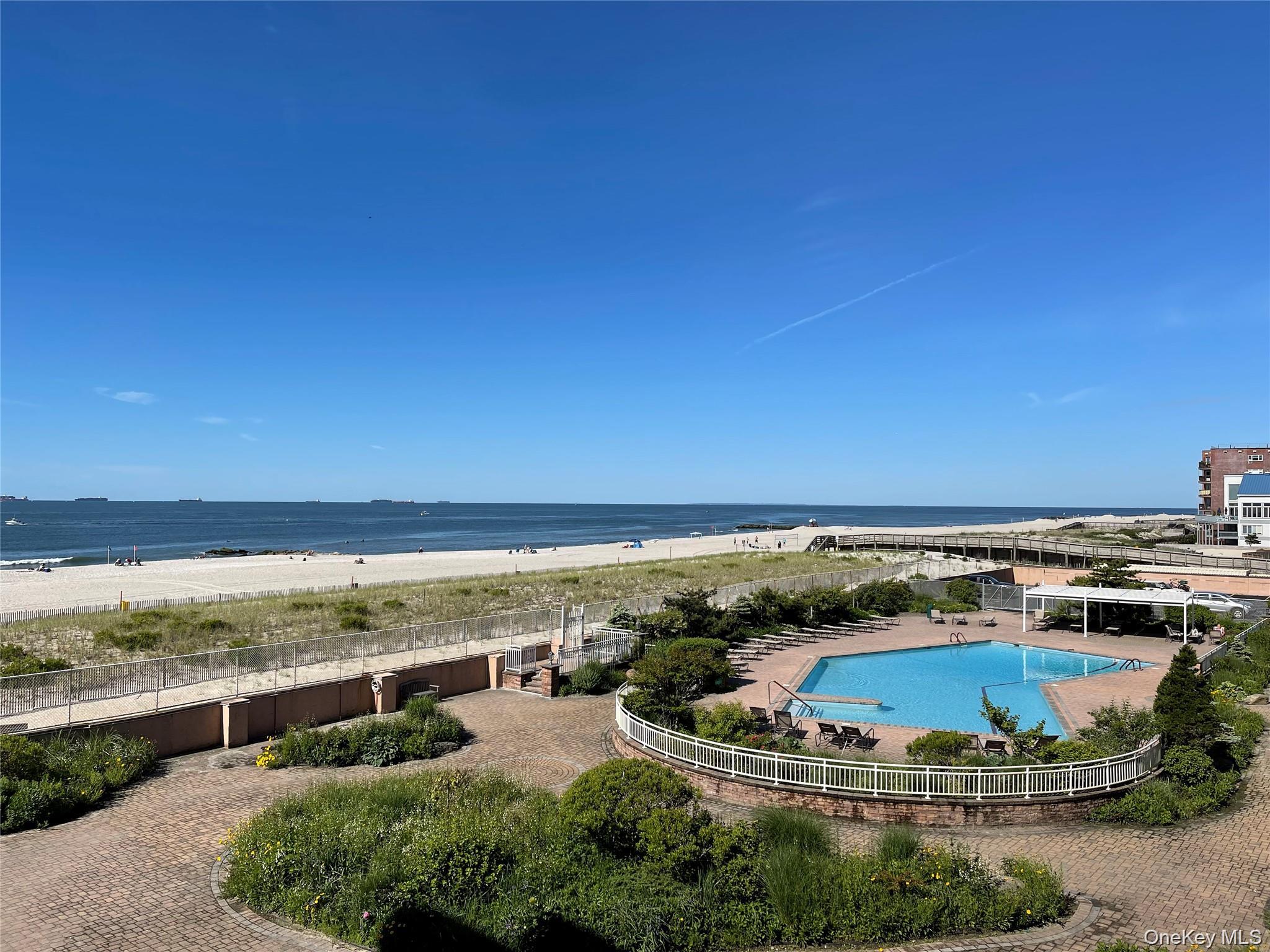830 Shore Road 3e Property Photo 10