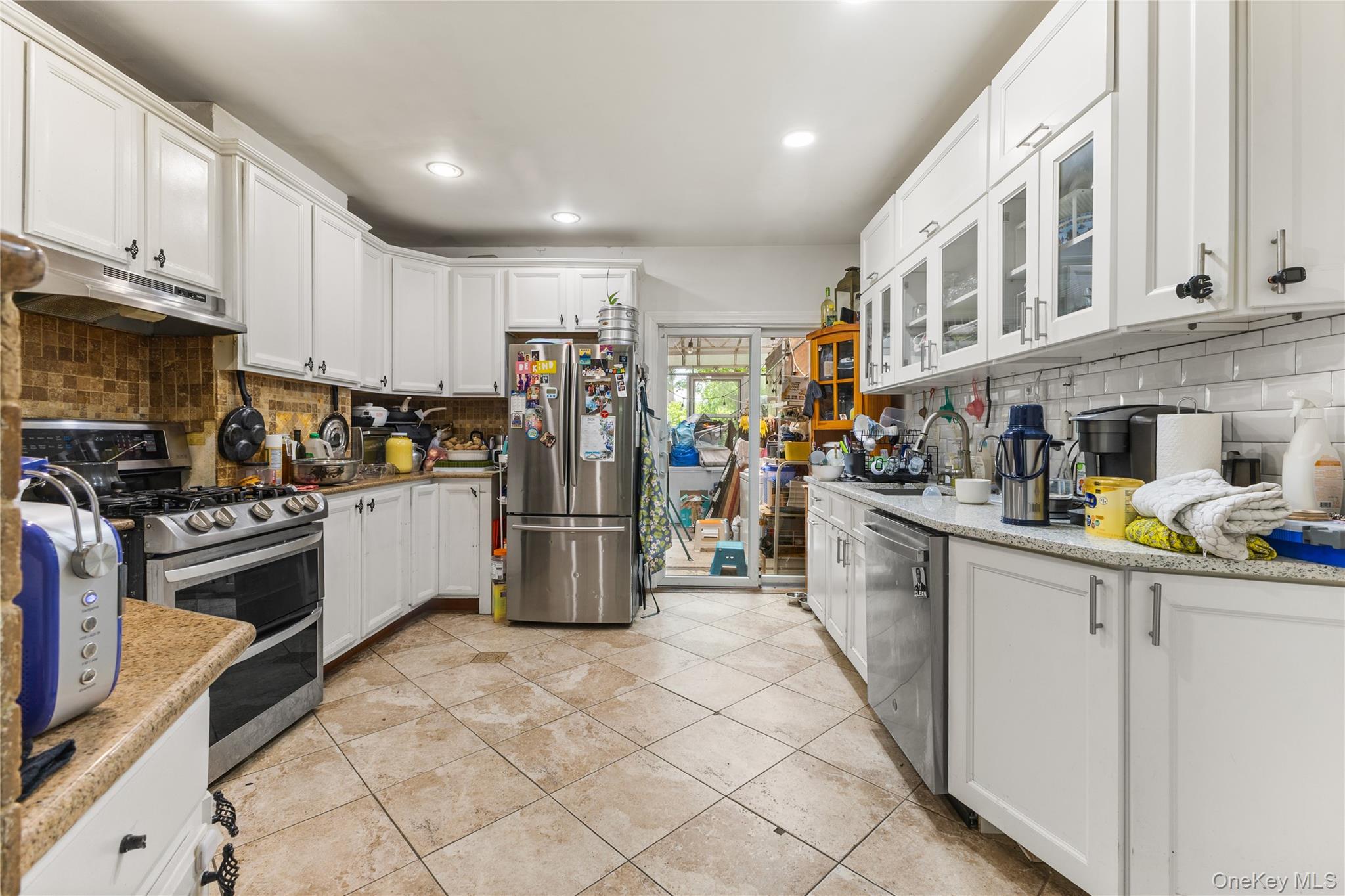 85-40 79th Street Property Photo 4