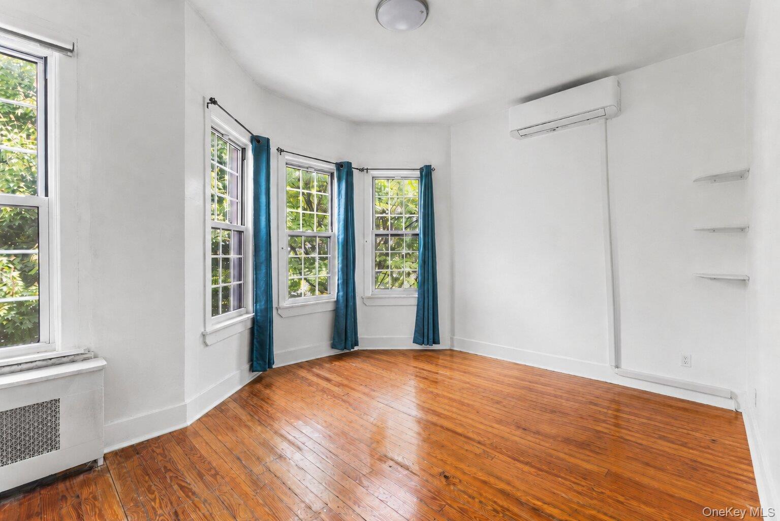 85-40 79th Street Property Photo 13