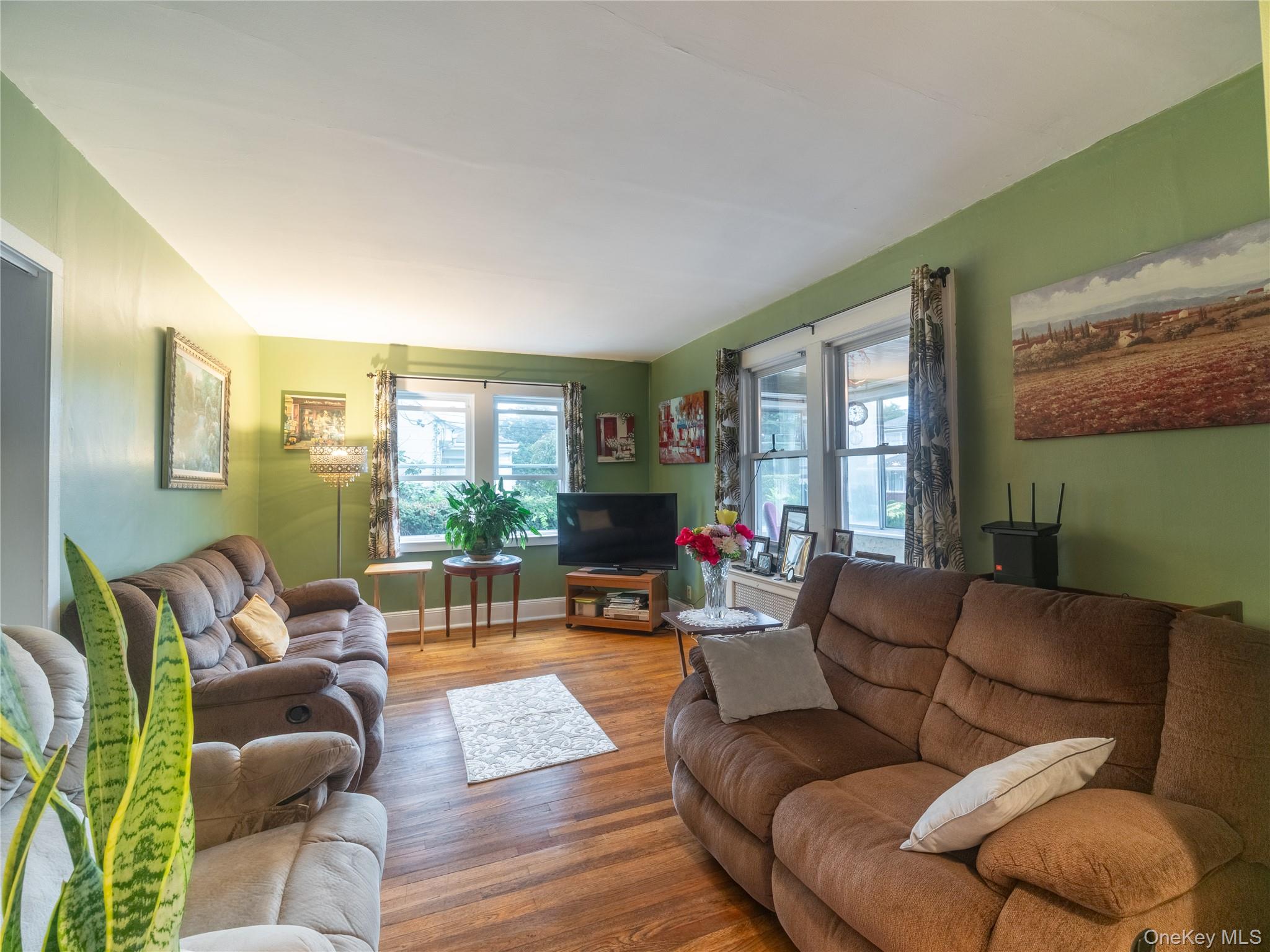 429 Franklin Street Property Photo 9