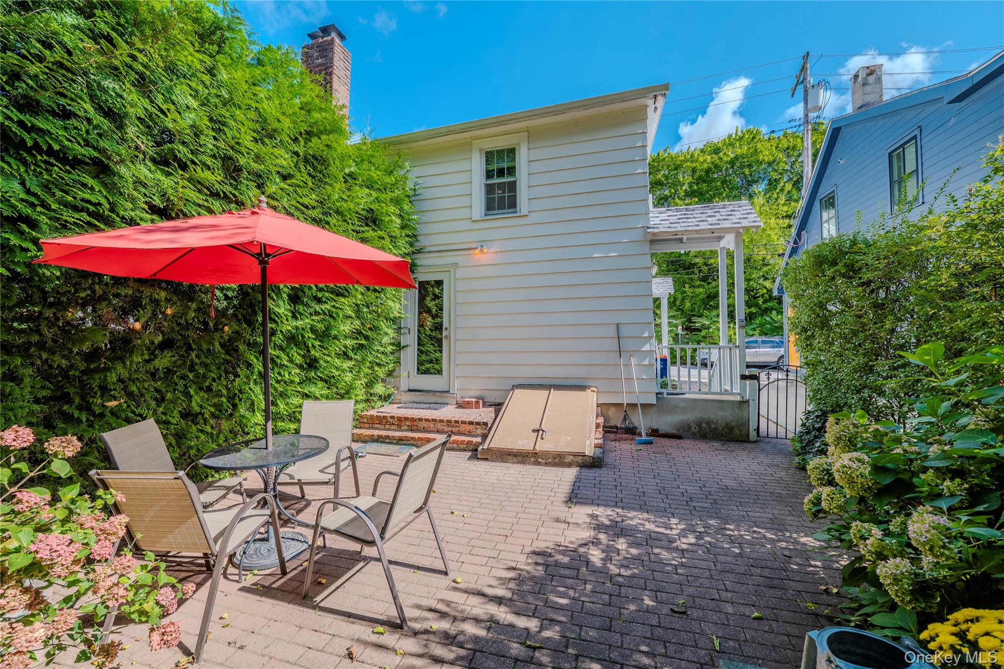 13 Kemble Avenue Property Photo 25