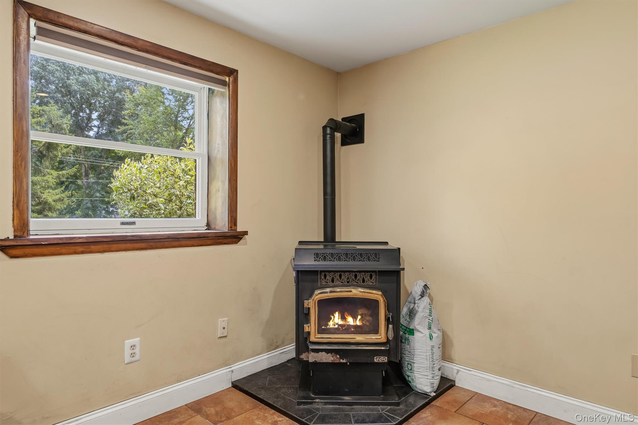 133 Bedell Avenue Property Photo 27