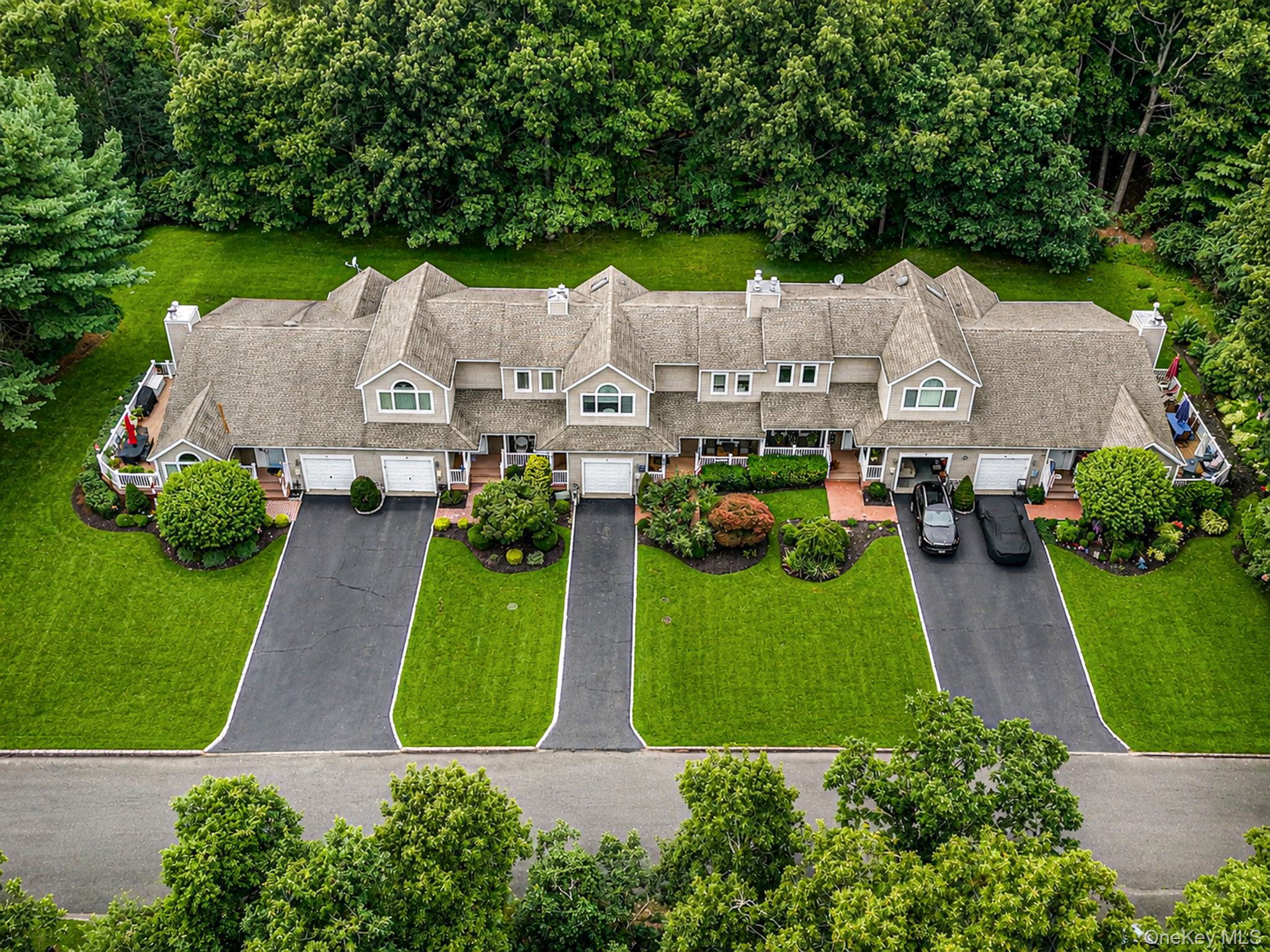 26 Kettle Hole Road Property Photo 1